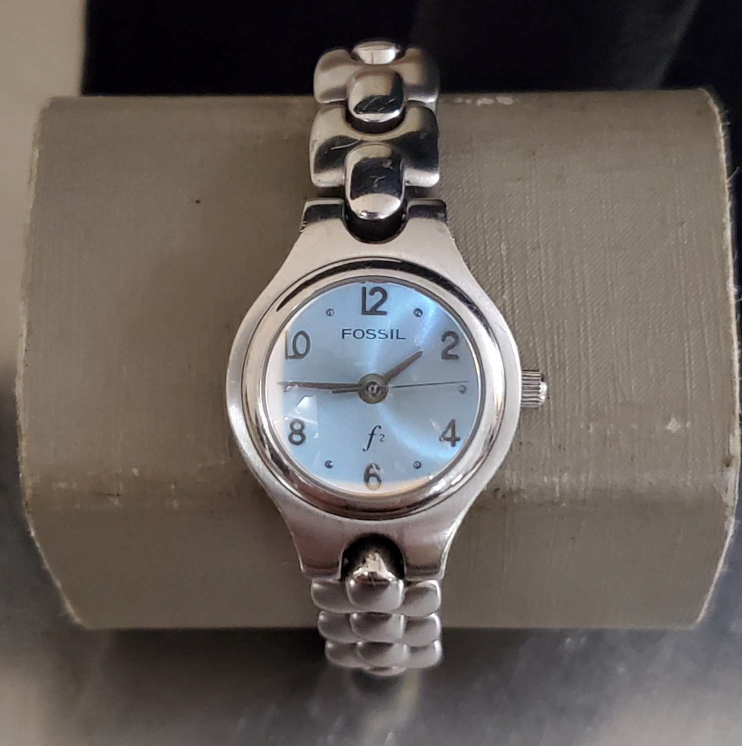 FOSSIL F2 Watch Women’s Blue Dial Analog Quartz Silver Tone ES-9075 5.5 in 22 mm