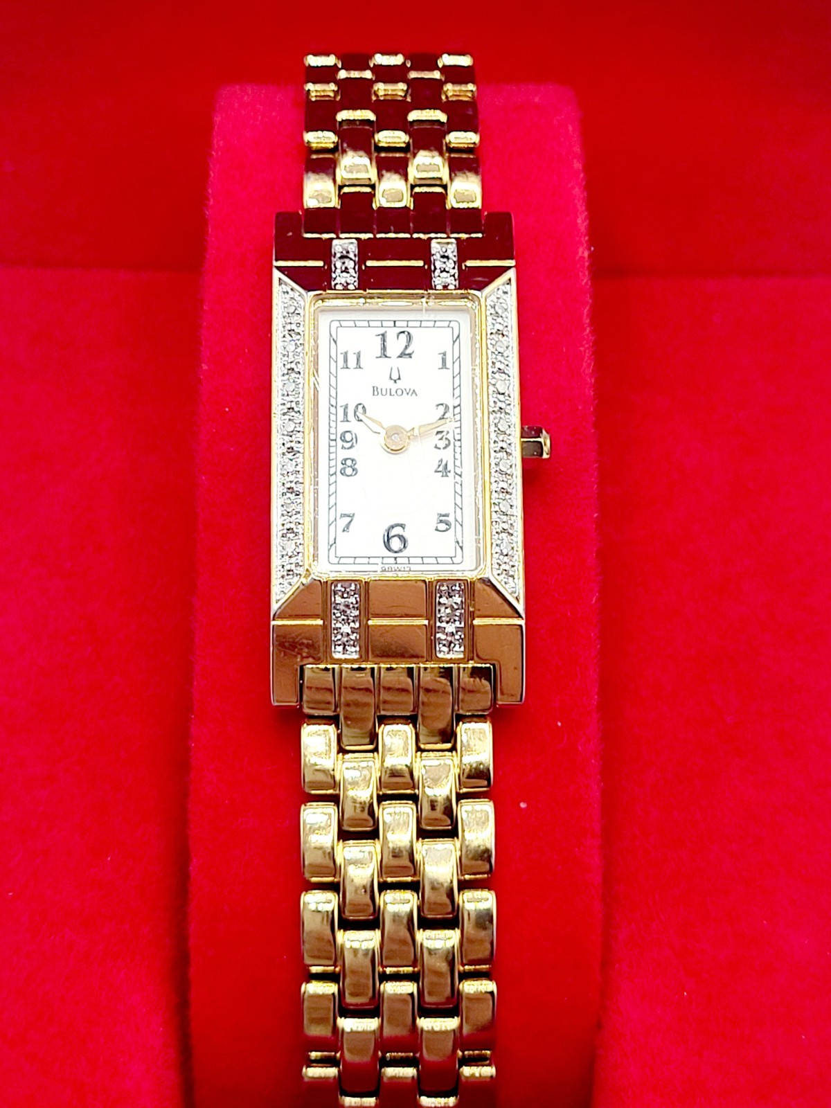 [N.MINT] 16mm Bulova Tank Diamond White Dial Gold Tone Women Watch
