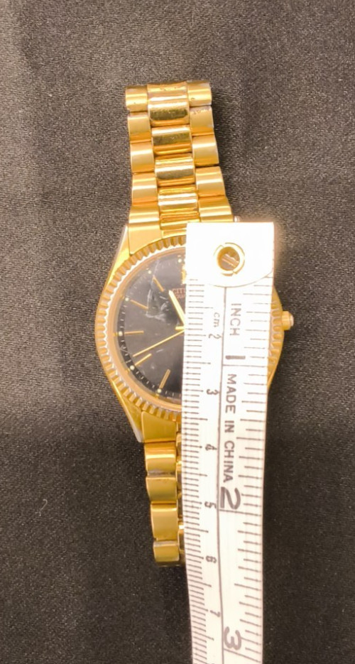 Vintage Citizen Presidential Watch Gold Tone Round Black Face Date #W5144
