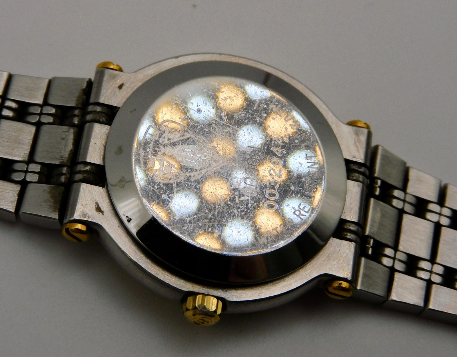 GUCCI 9000L Ivory Dial Two Tone Swiss Quartz Ladies Watch Date Swiss Made