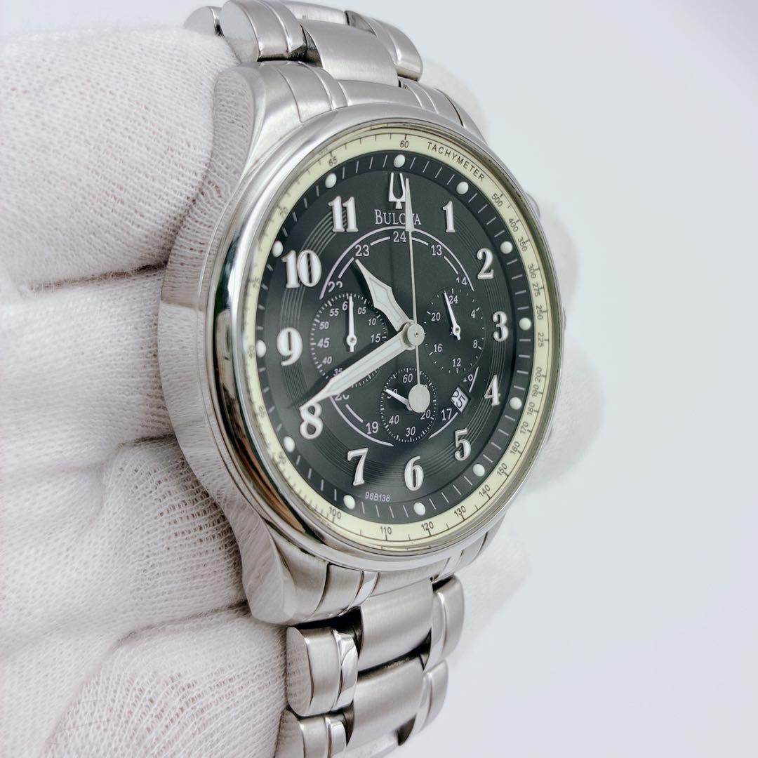 Operational item Rare BULOVA Adventure Chronograph Black Dial Beautiful Item
