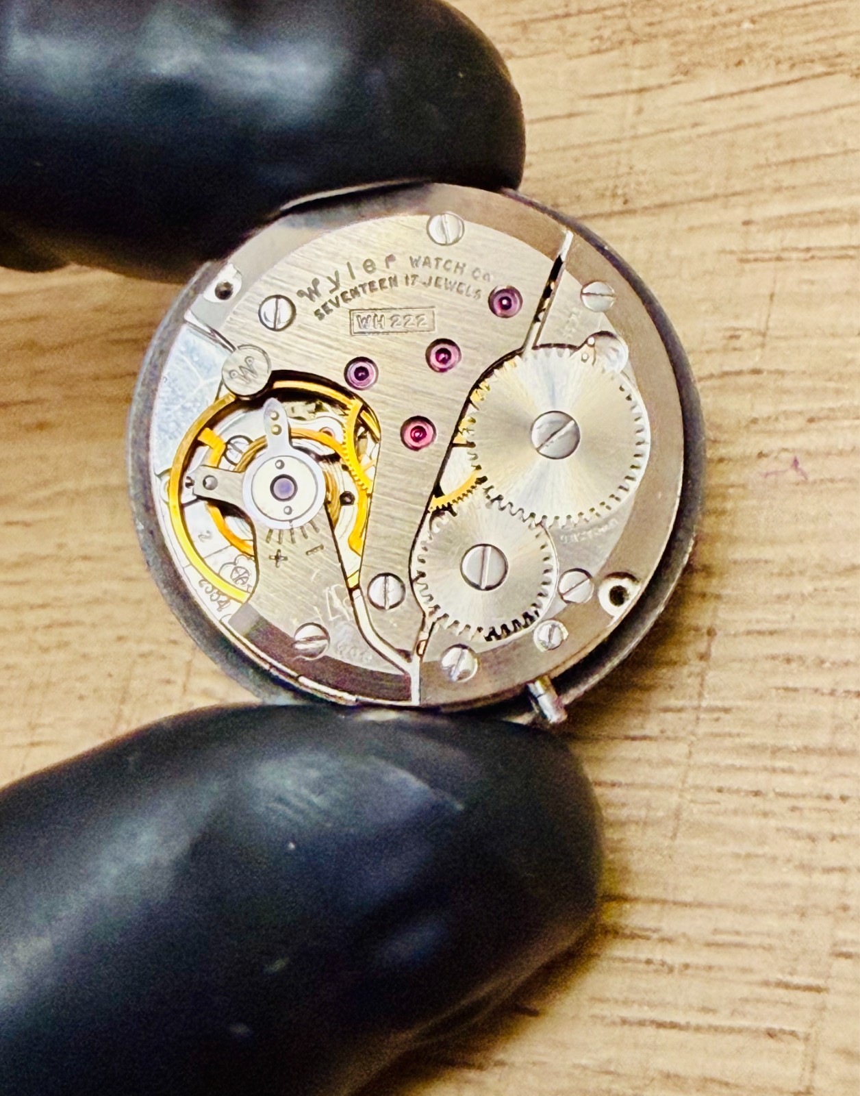 WYLER Incaflex -rare OCTAGON faceted Case- RARE Black GLOSS Dial – ETA 2354