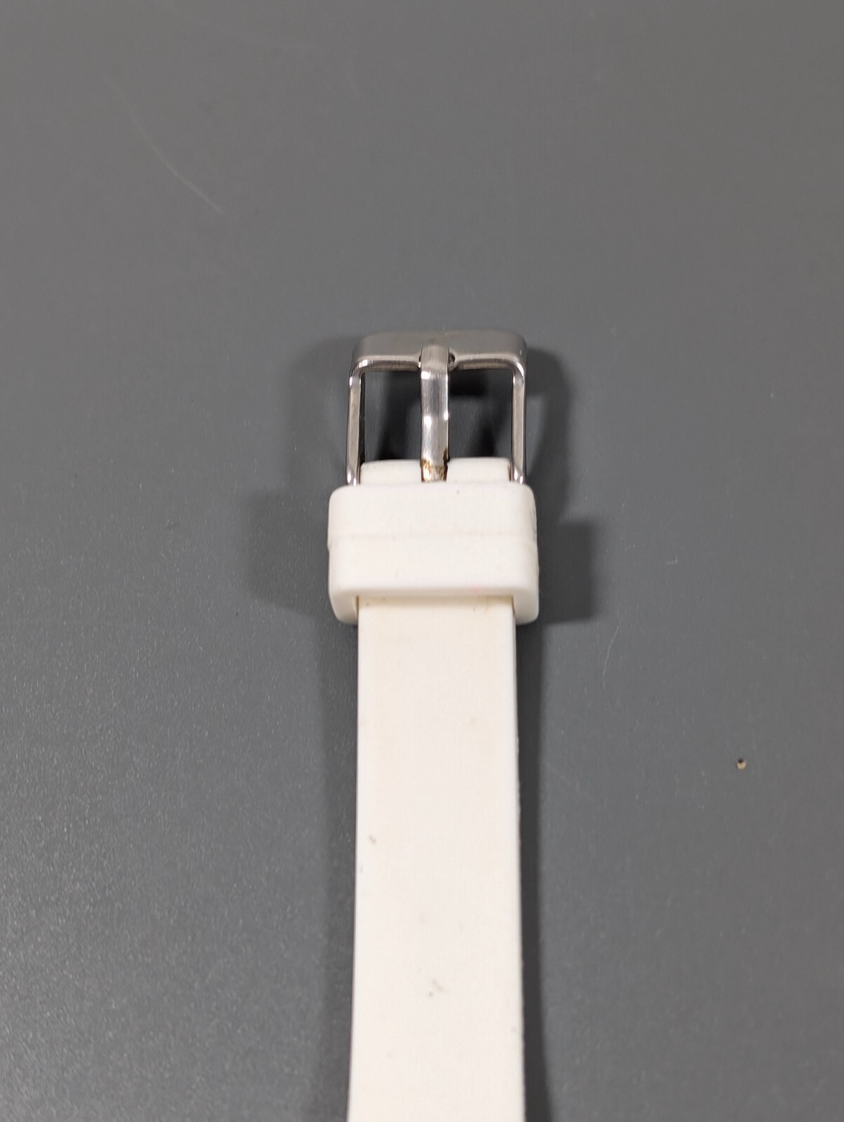 Womens White Pink Silicone Rubber Band Watch 30mm New Battery