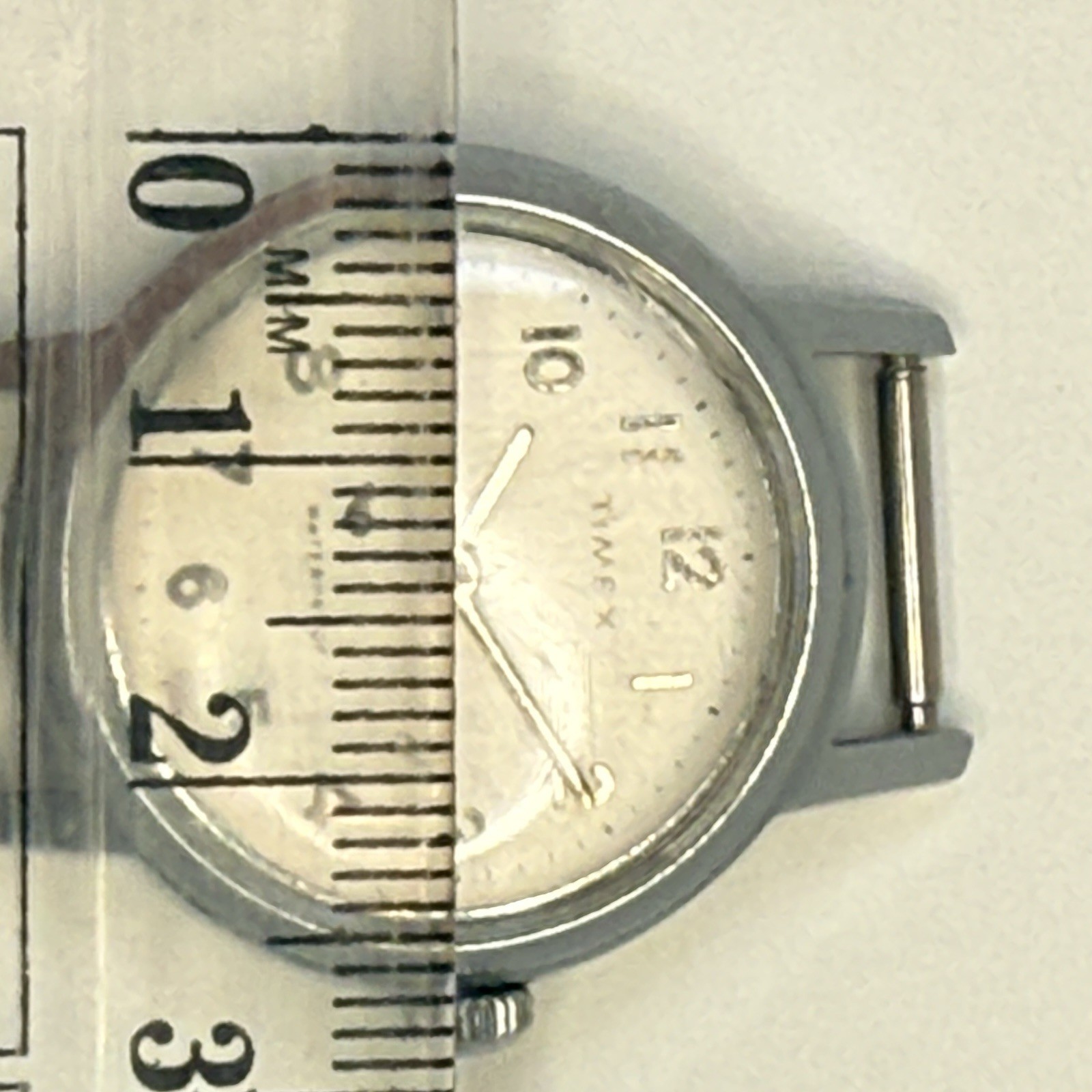 Vintage 1960s Womens Timex Mechanical Watch 27mm 12mm Lug Runs EUC
