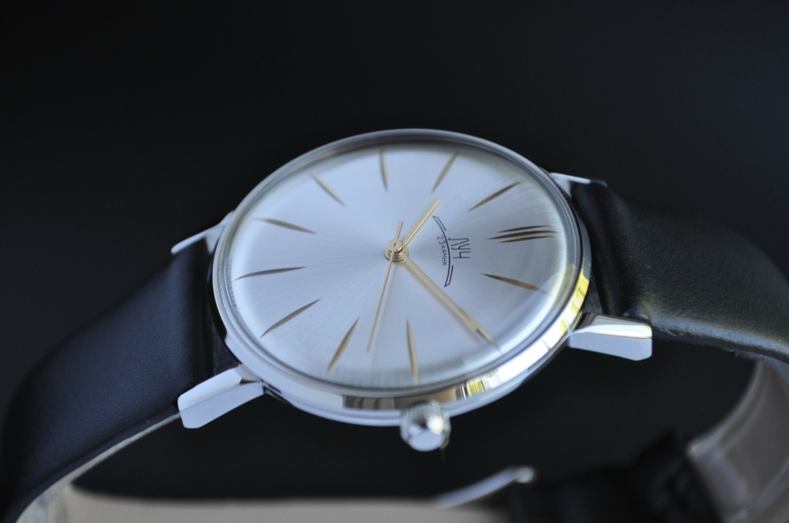 NOS Poljot De LUXE LUCH Extra SLIM Watch Men’s Vintage 1970 Case St.Steel R.