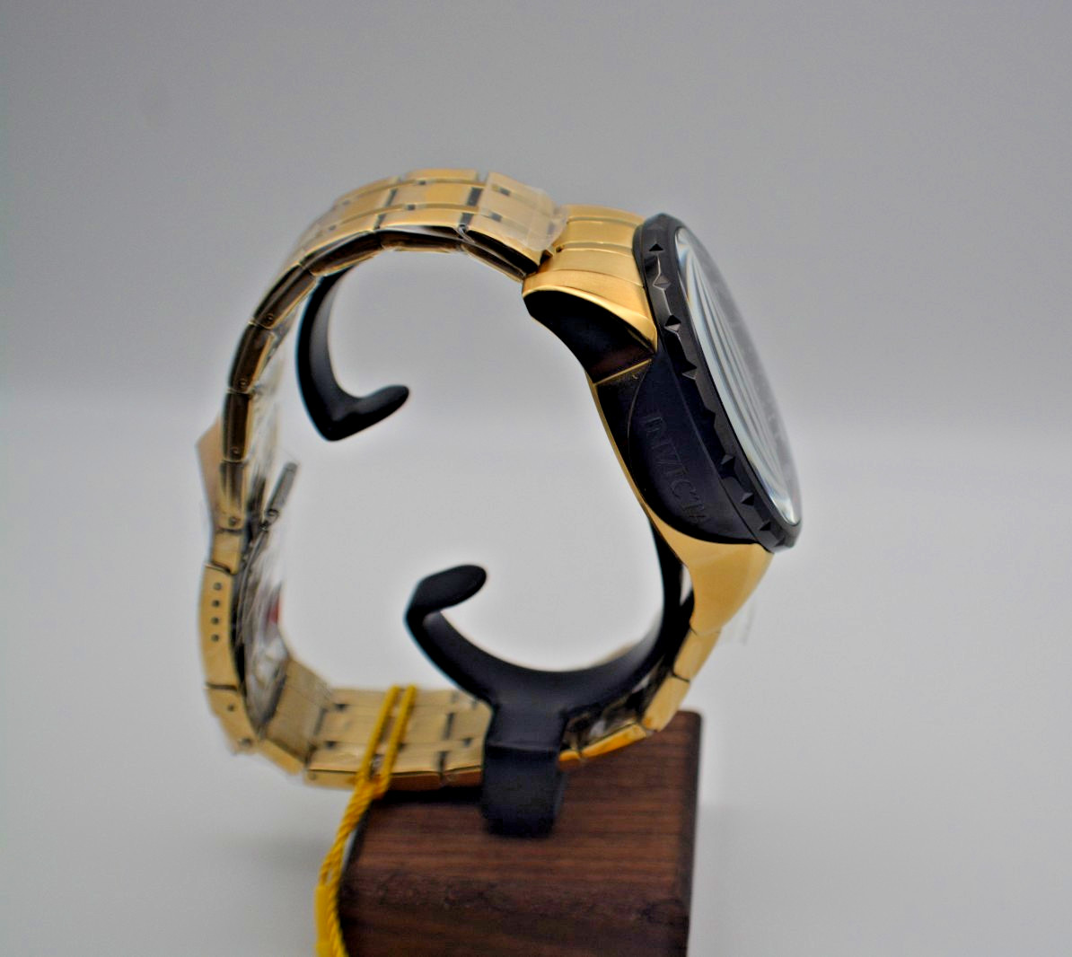 Aviator Men Model 17206 – Men’s Watch Quartz