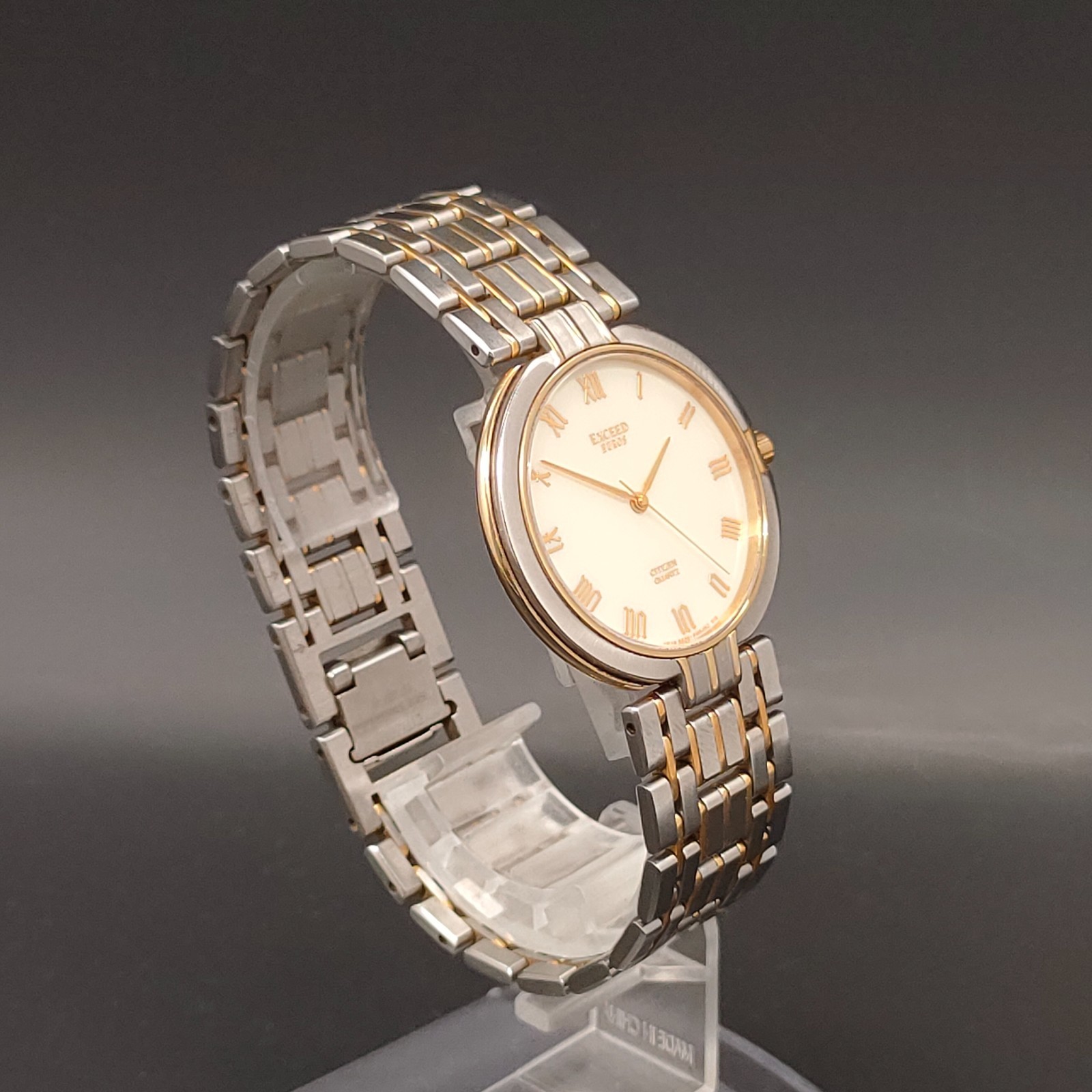 Vtg 1990 N MINT Citizen CQ Exceed Buros 5637-F60366 Ivory Qz 33mm Mens Watch JP