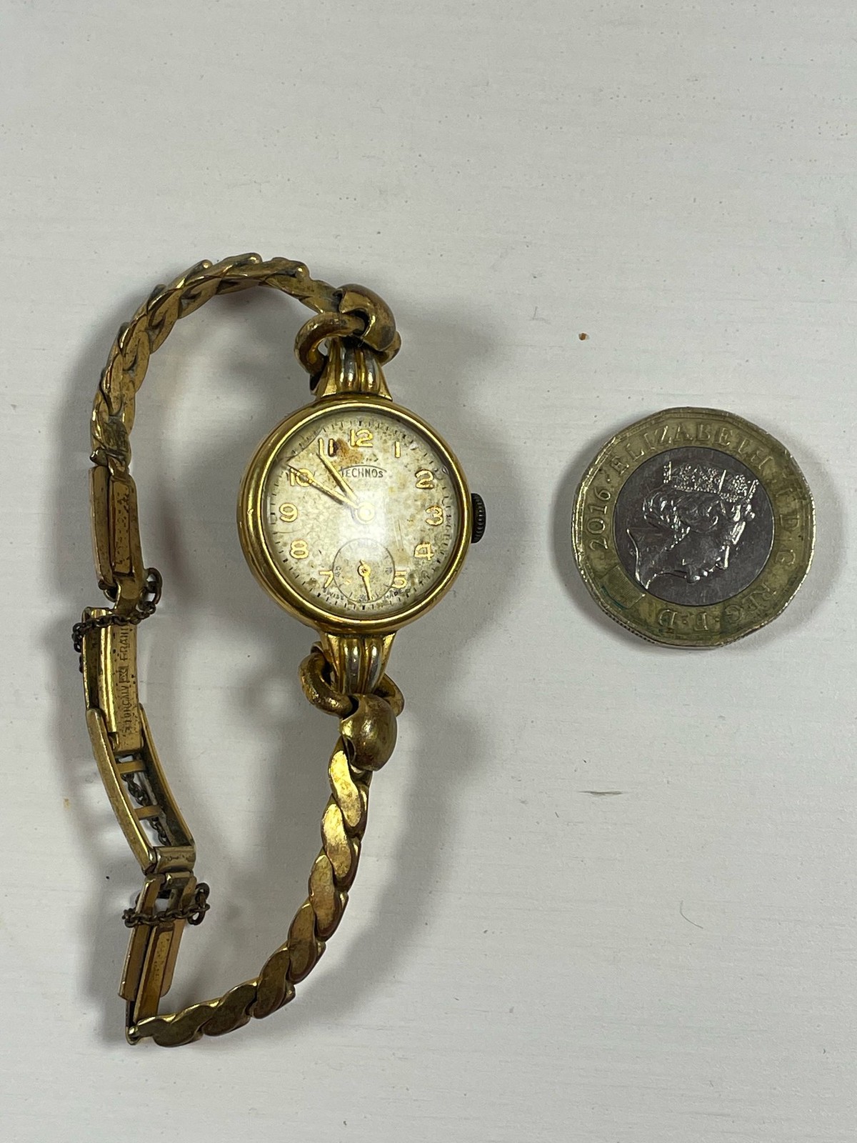 Technos Vintage Ladies Wristwatch 15 Jewels Swiss Made Gold Tone Spares Repair
