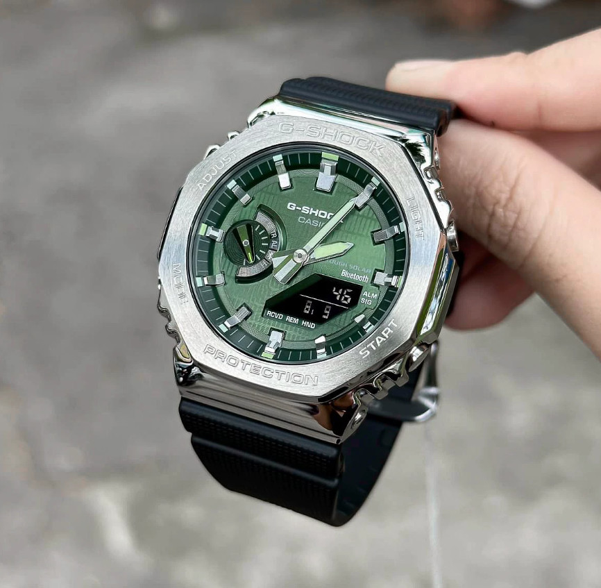New Men Metal Shell Dual Display Sports Watch Green Dial Shockproof