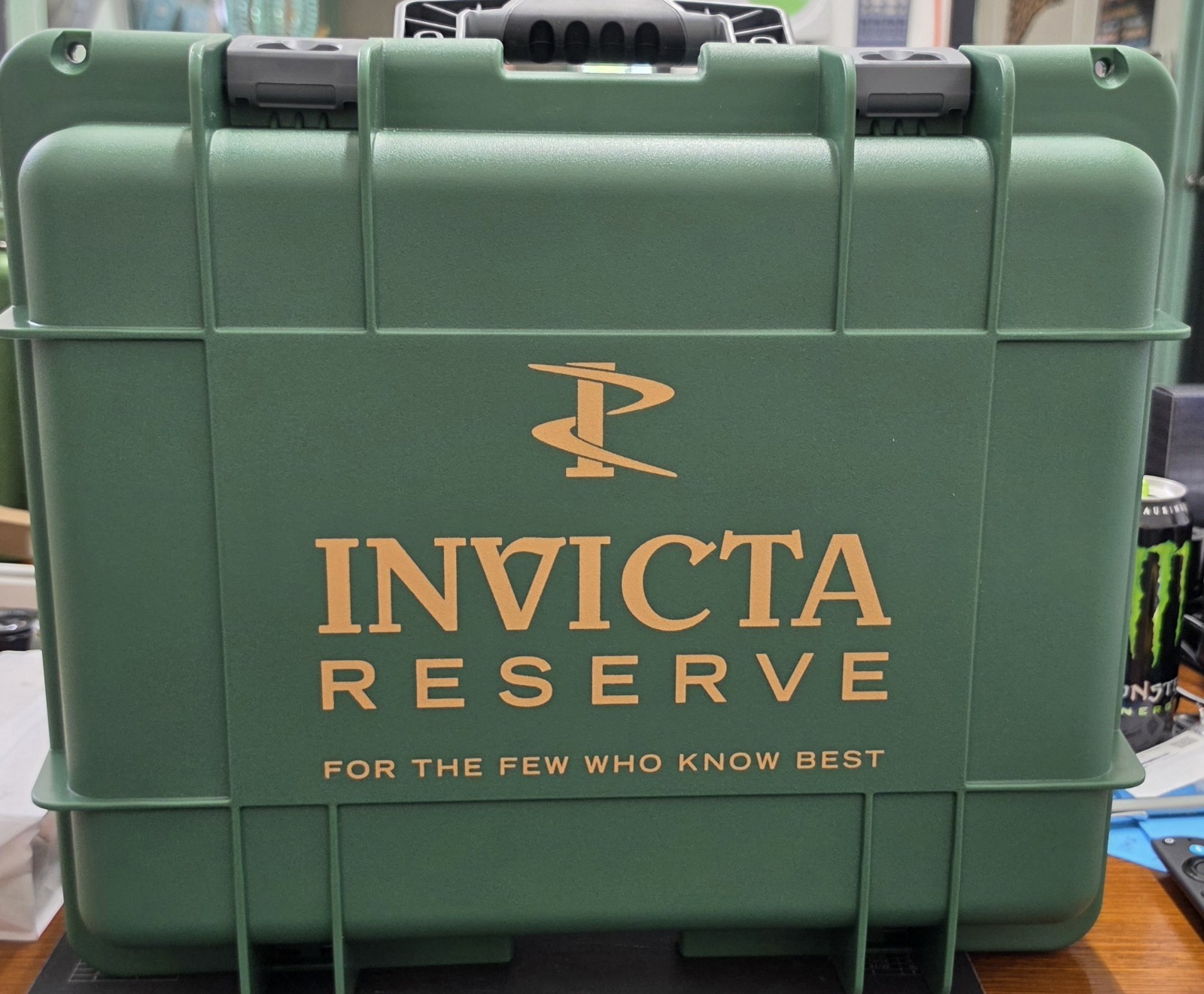 Invicta Reserve Green Hard Watch Storage Box Case w/ Foam Insert With 5 Watches