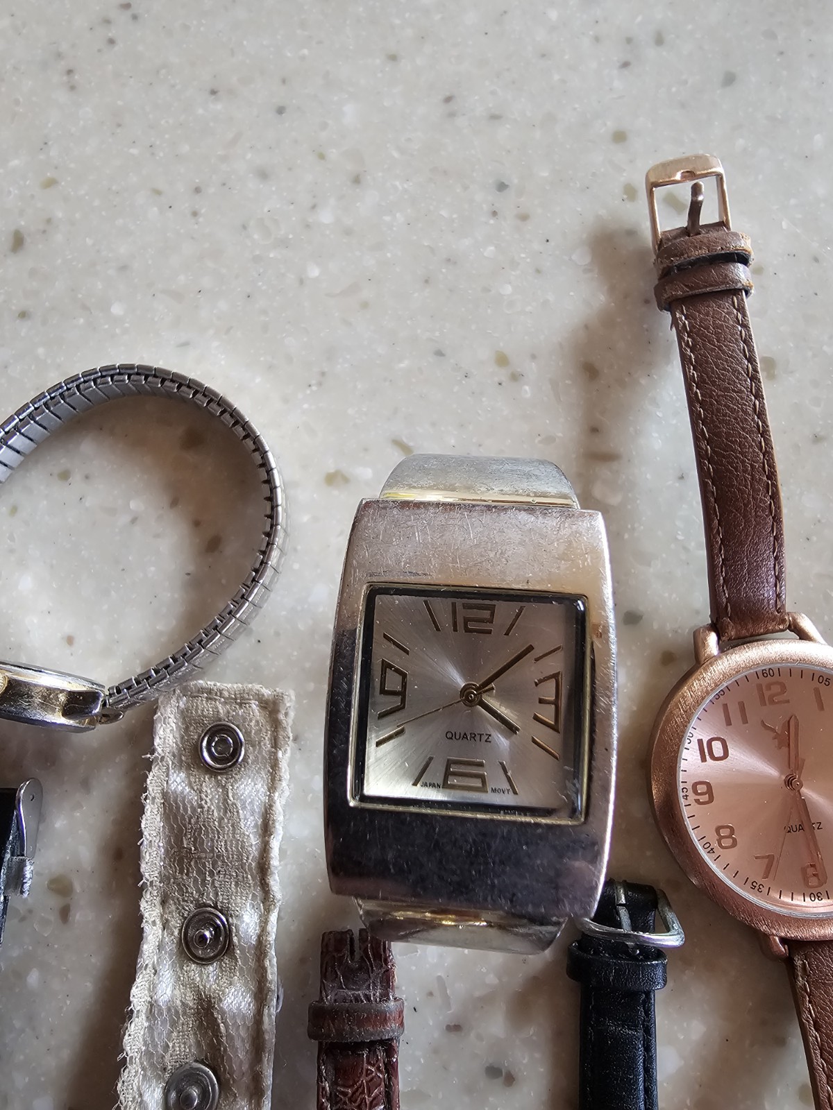 Watch Repair Lot – Assorted Men’s & Women’s Watches for Parts/Repairs