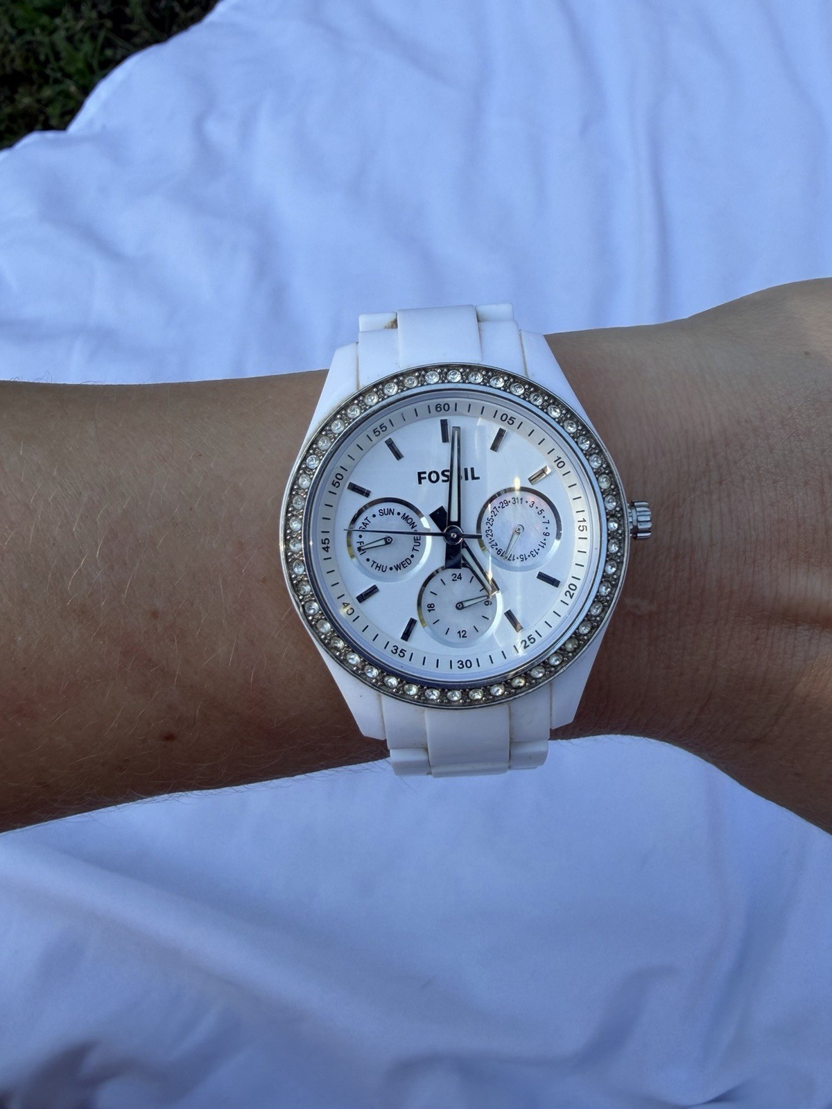 Fossil Stella ES1967 Women’s White Resin Watch Multifunction Crystal Bezel 37mm