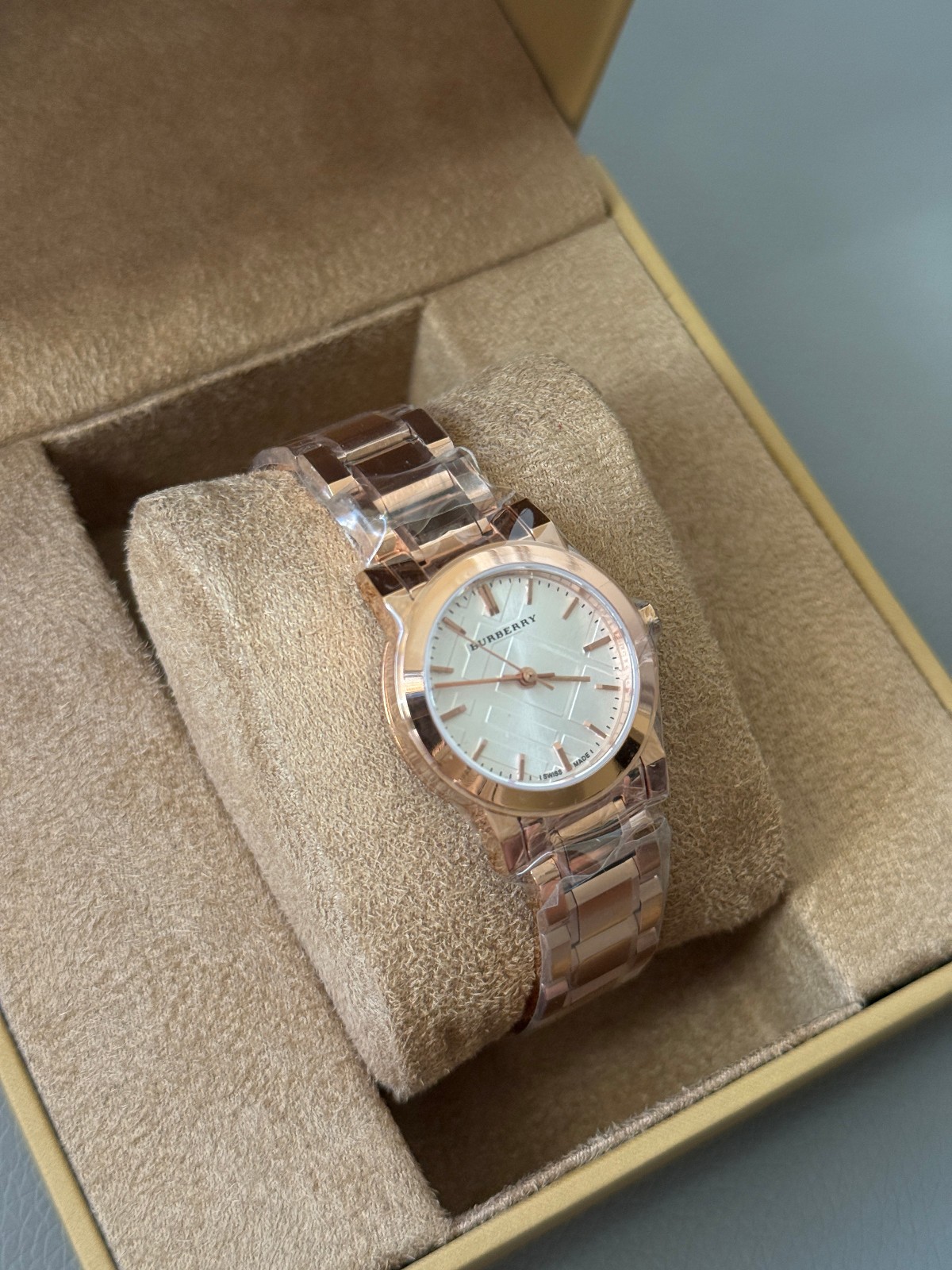 Brand New Burberry The City BU9204 Rose Tone Stainless Steel 26 mm Women’s Watch