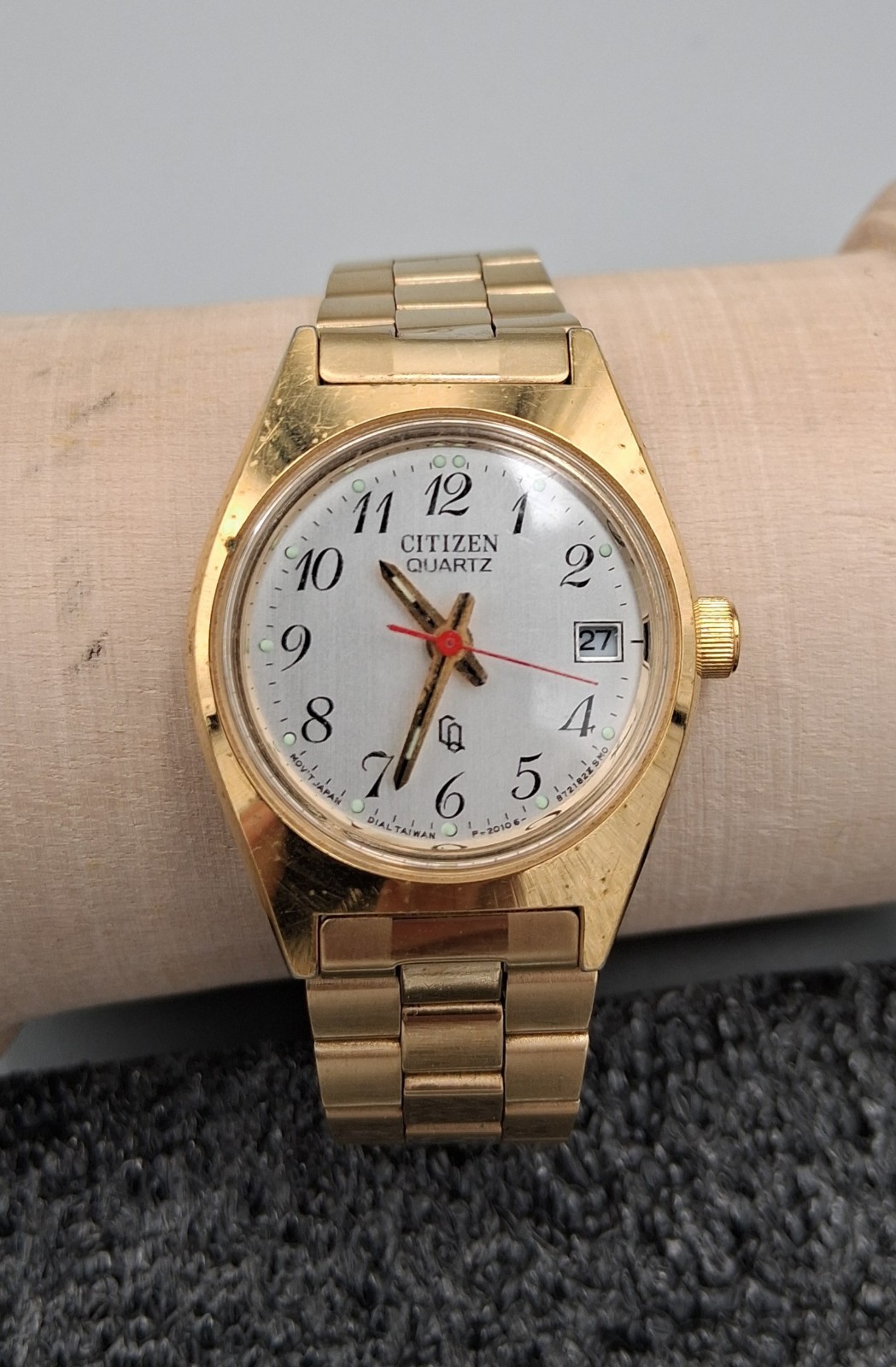 Citizen 1012-S072689 Gold-Tone Date Ladies Quartz 24mm Wrist Watch