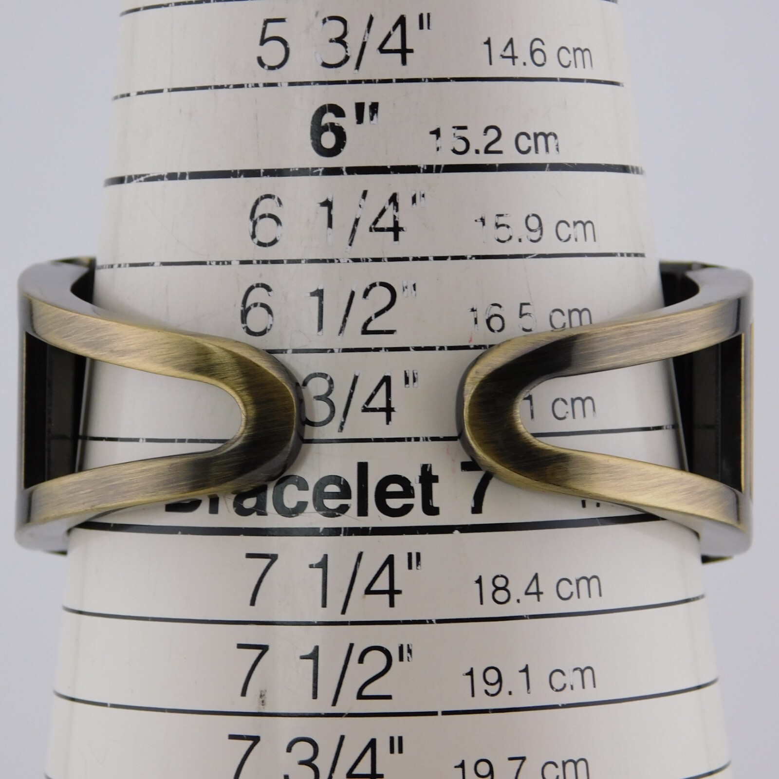 Bronze Tone Cuff Bracelet Quartz Analog Women’s Watch Sz. 6 3/4″ New Battery