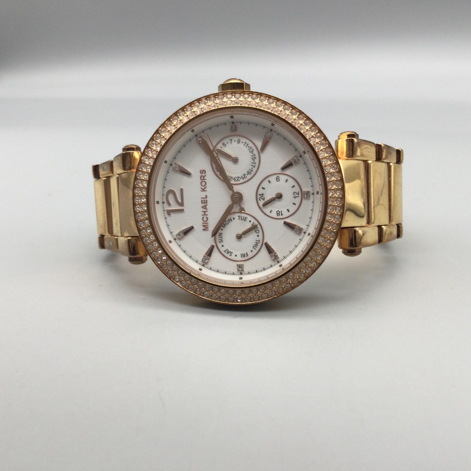 Michael Kors Parker Womens Watch 33mm Crystals Rose Gold Tone New Battery 6″