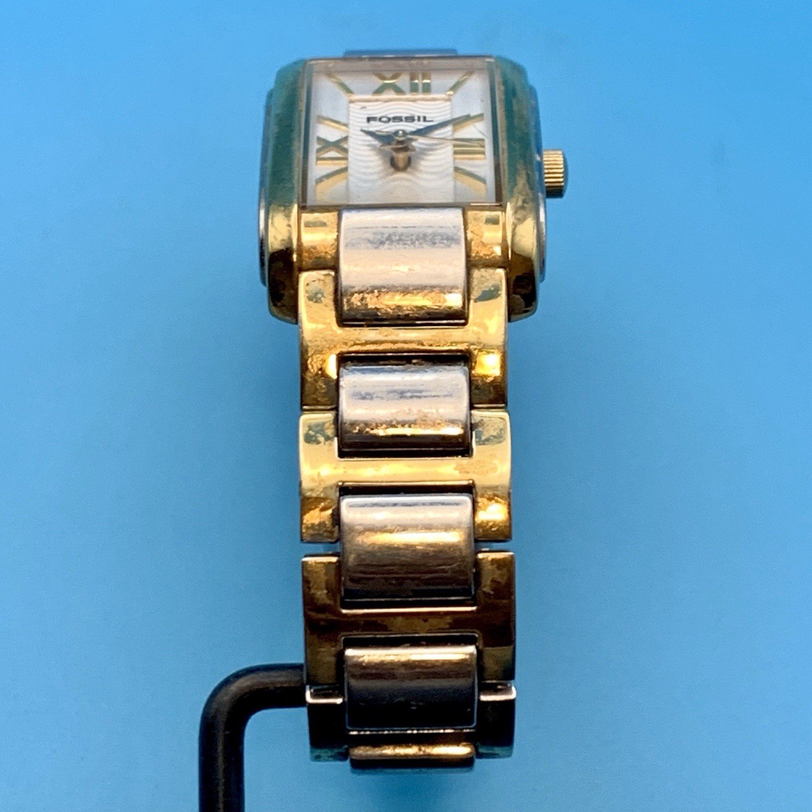 FOSSIL F2 ES-1268 Women’s Vintage Tank Quartz Bracelet Wristwatch Works New Batt