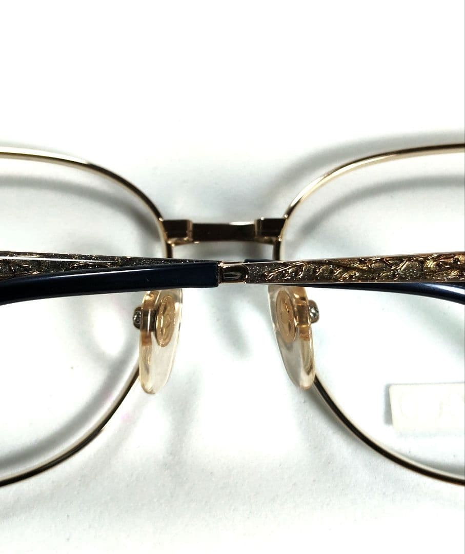 Excellent Condition CITIZEN CLAIRE 1166 Garnet Ladies