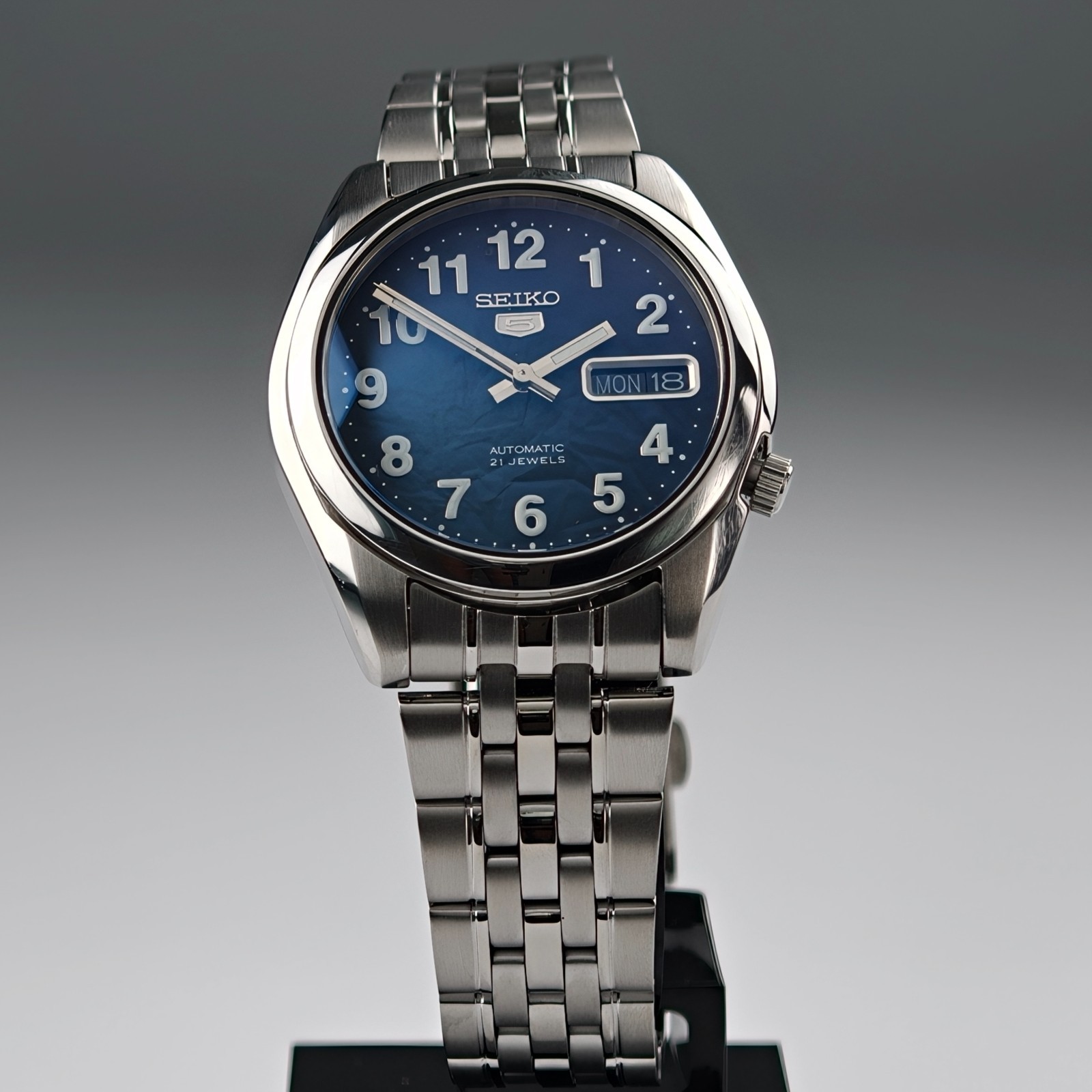 Seiko 5 SNK381K1 7S26-0090 Automatic Blue Dial Men’s Watch – Mint Full Set Box