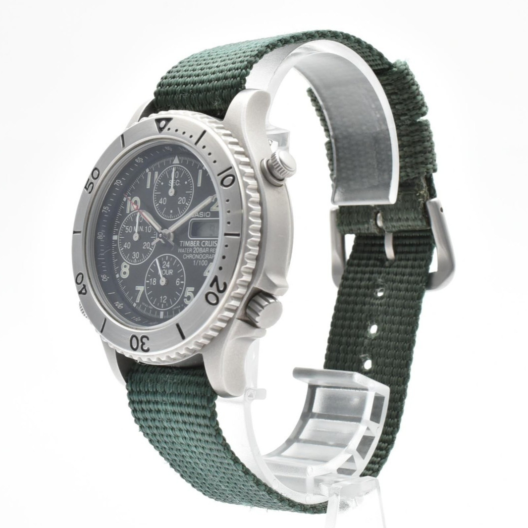 Casio Timber Cruiser TIC-4 Quartz Chronograph Near MINT Black Dial 38mm Green