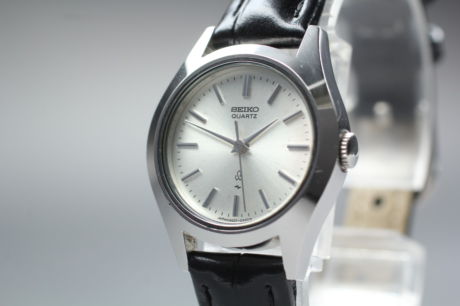Vintage 1989 [Exc+5] Seiko 2621-0100 Silver Round 24mm Quartz Ladies Watch JAPAN
