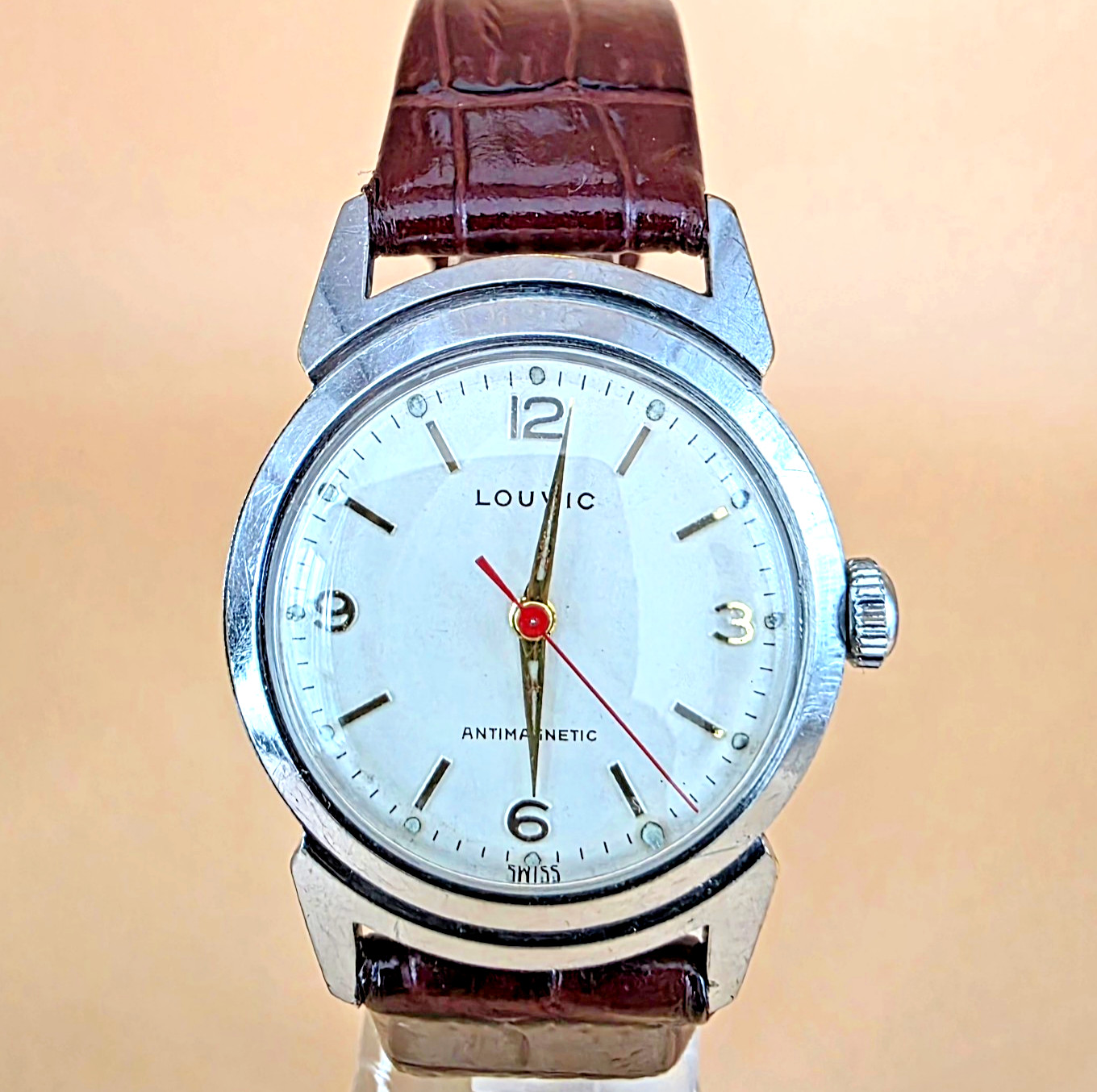 LOUVIC Rare Vintage 31mm 1950s Mechanical Swiss 7 Jewel S/S Red Second Hand Mens