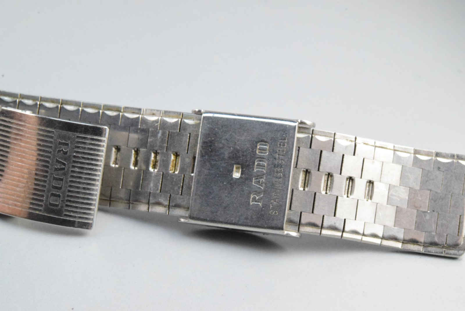 Vintage watch Rado Diastar Gray Men Quartz Round 36mm