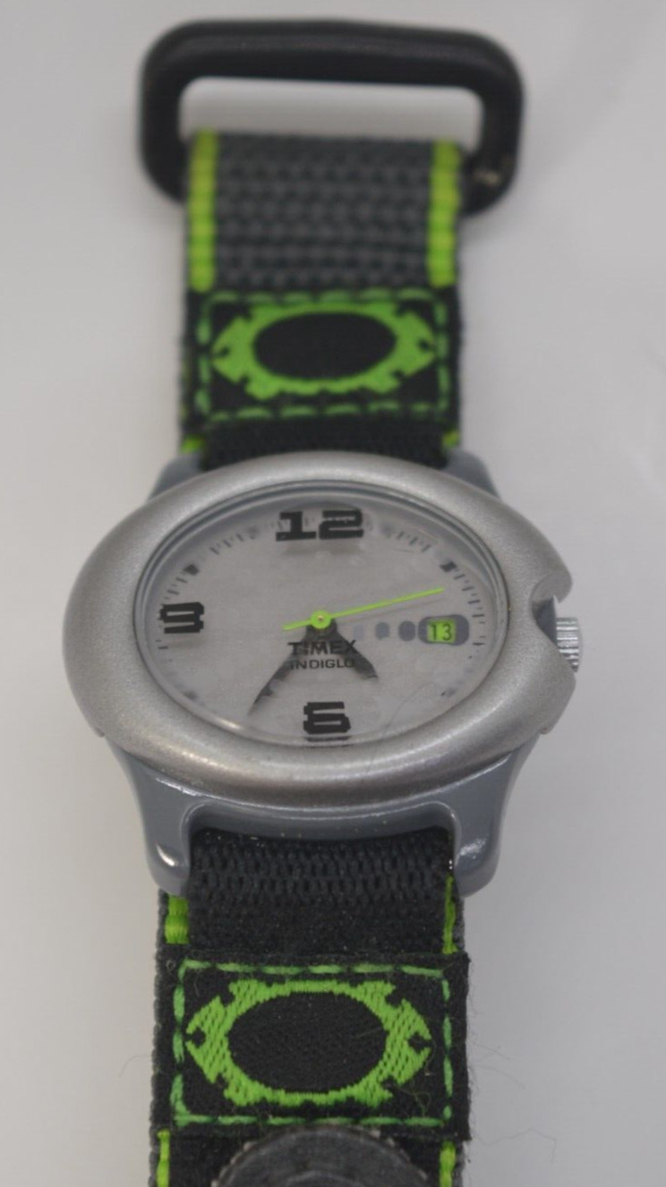 Timex K5 womens Date watch with Nice band Nice New battery GUARANTEED