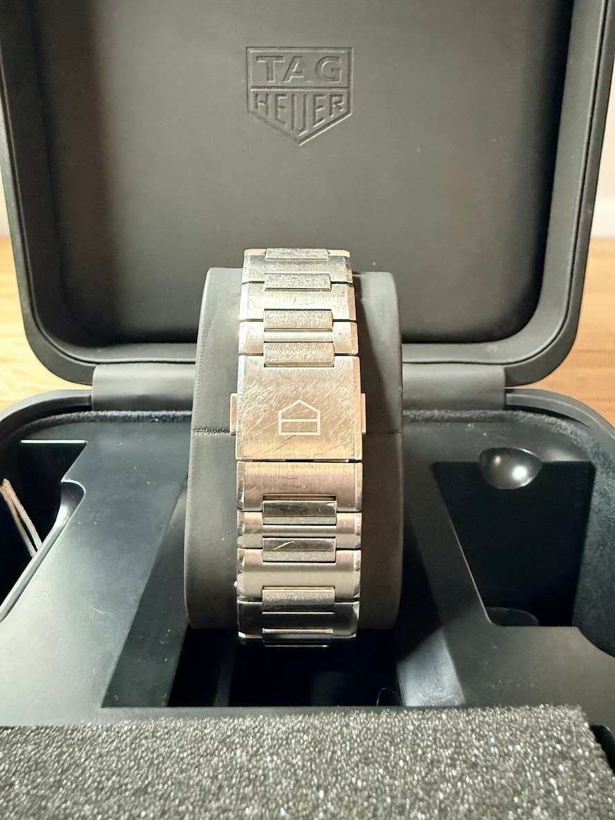 TAG Heuer Connected Smartwatch – Excellent Condition – Includes Original Box
