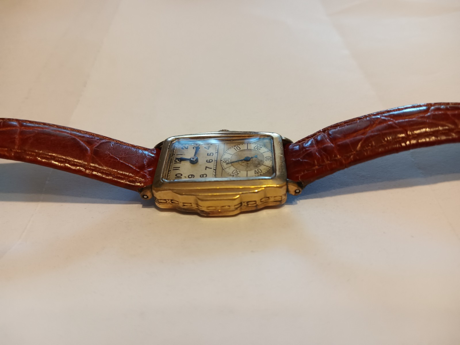 Vintage 1935 Accrobond 7J Doctors Watch Runs/Looks Great