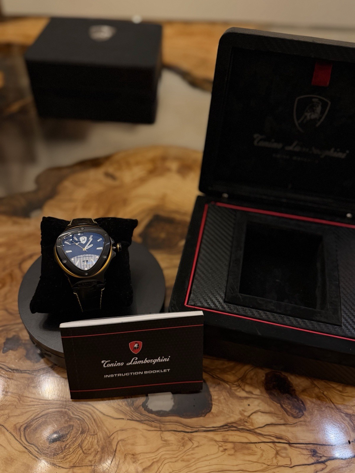 Tonino Lamborghini Spyder Men’s Quartz Date Black Dial Leather Strap Box