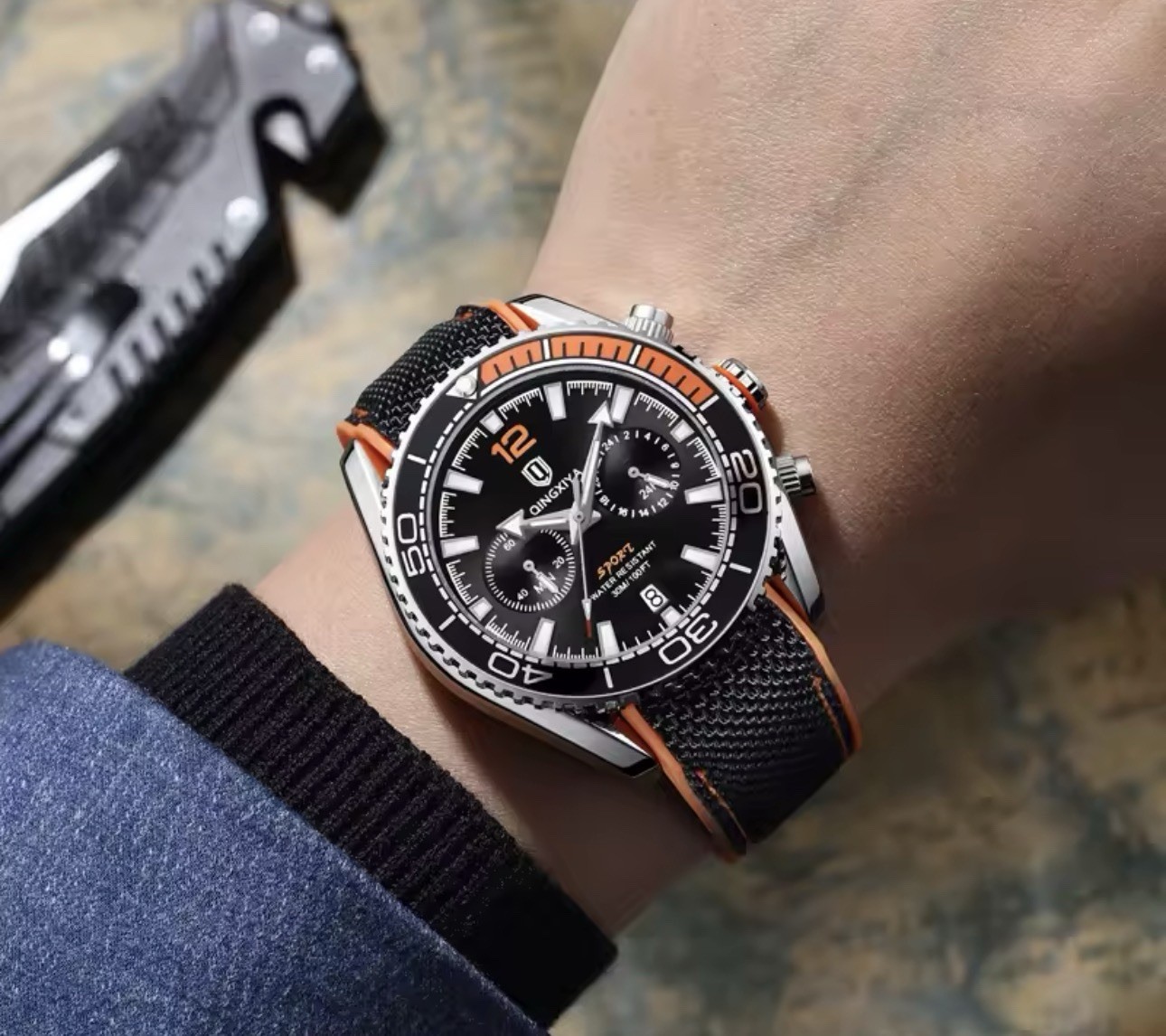 Sport Men’s Quartz Wristwatch Chronograph Rotating Bezel Date 30m