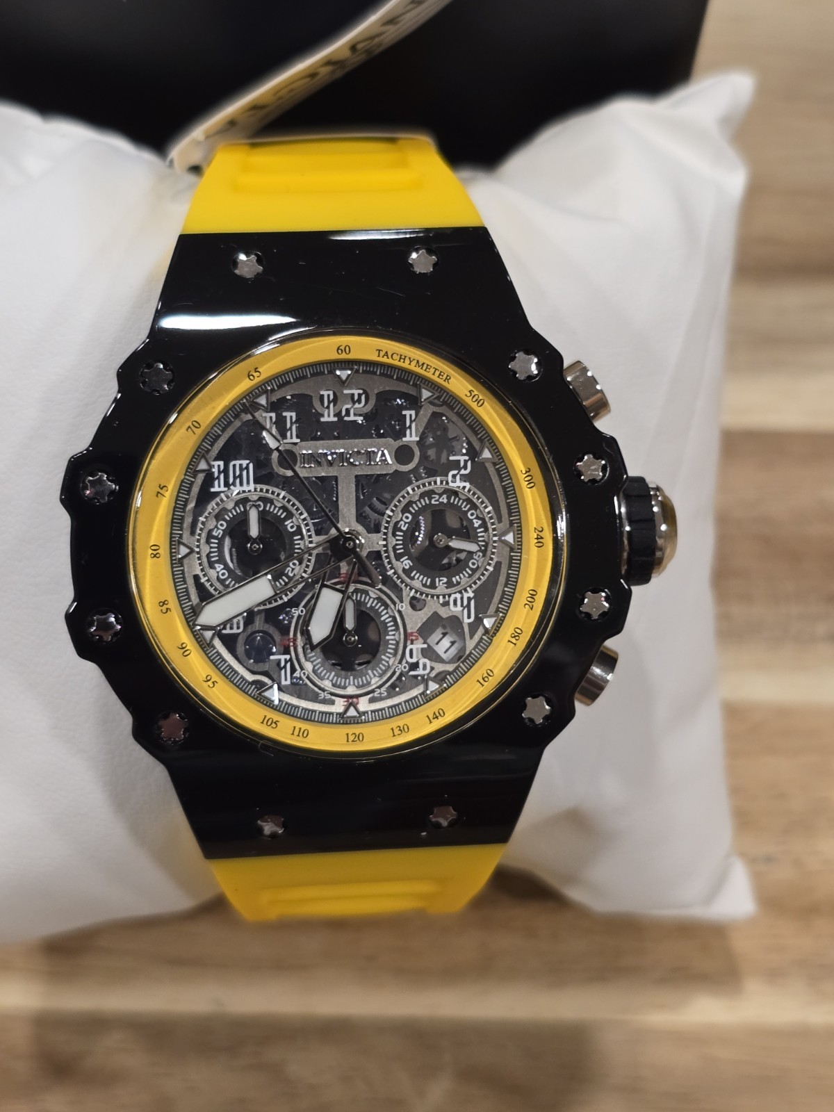 Invicta Racing Vaulthan Men’s Watch – 44mm, Yellow 69670 New!!
