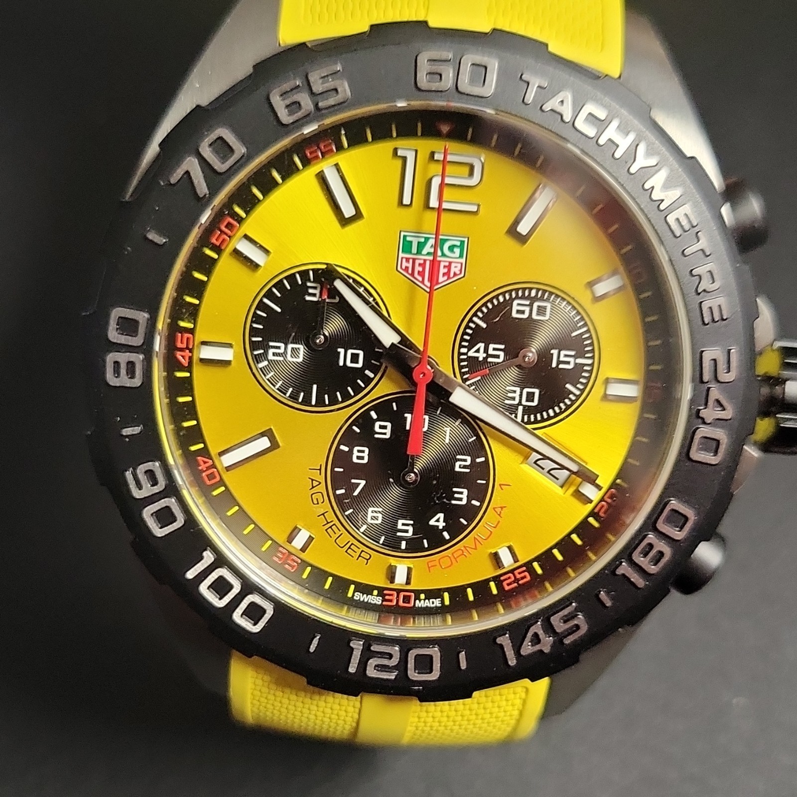 TAG Heuer Formula 1 Quartz Chronograph 43mm Yellow Dial 200m Rubber Box