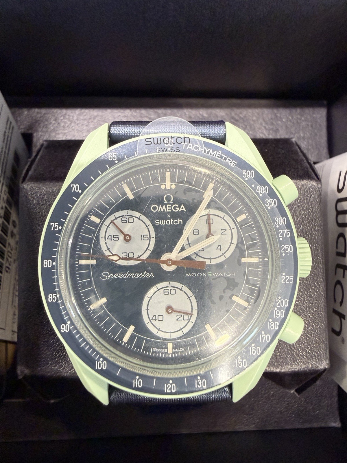 Swatch Wristwatch OMEGA Speedmaster Moon EARTH