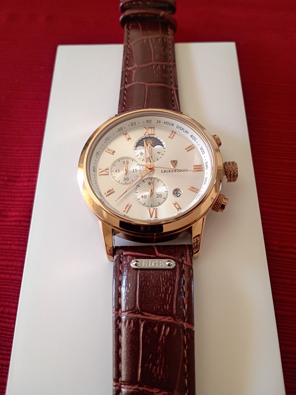 LIGE Men’s Analog Quartz Watch Rose Gold Tone White Dial Moonphase Date Box