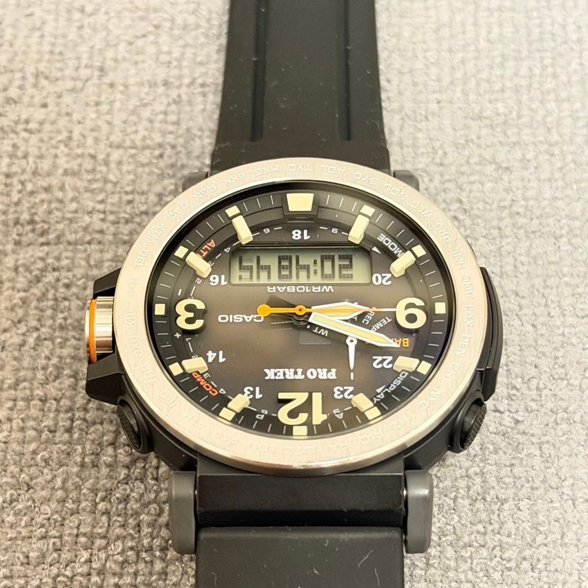 Casio PRO TREK PRG-600-1JF Tough Solar Watch
