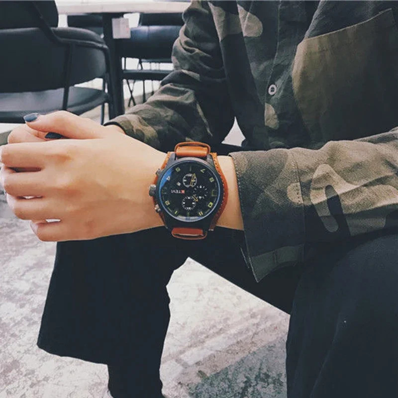 Men’s Watch PU Leather Strap Date Military Style Wristwatch