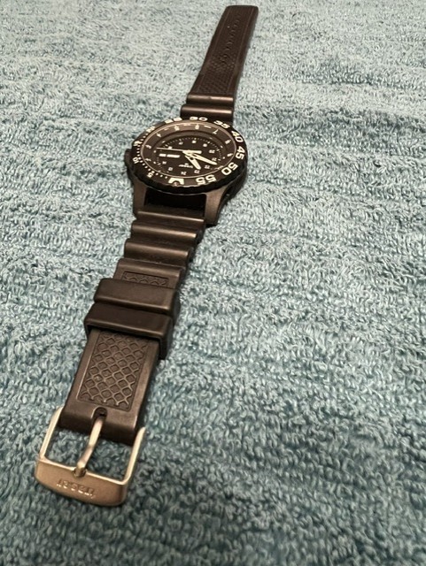 Traser Elite Red Military Diver Watch – Beautiful Condition!