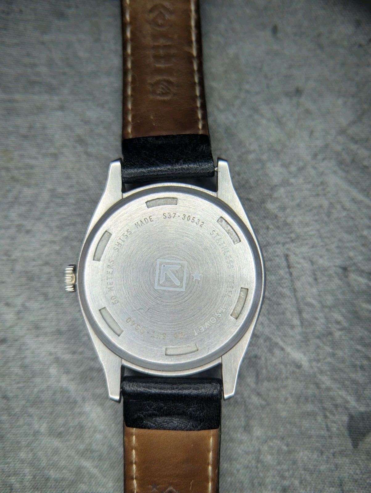 Tsovet SVT-QS40 Quartz Watch