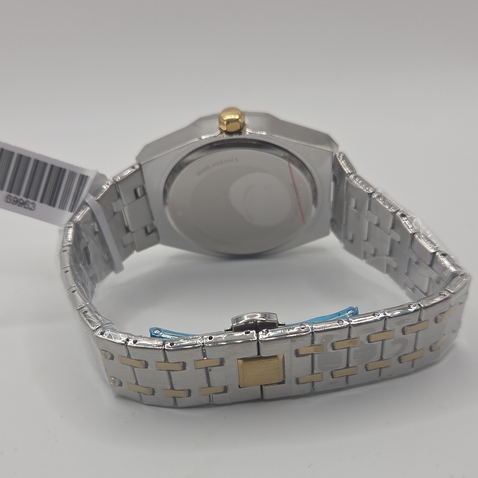 Invicta Men’s Quartz Analog Wristwatch Two-Tone SS Textured White Dial 30m Box
