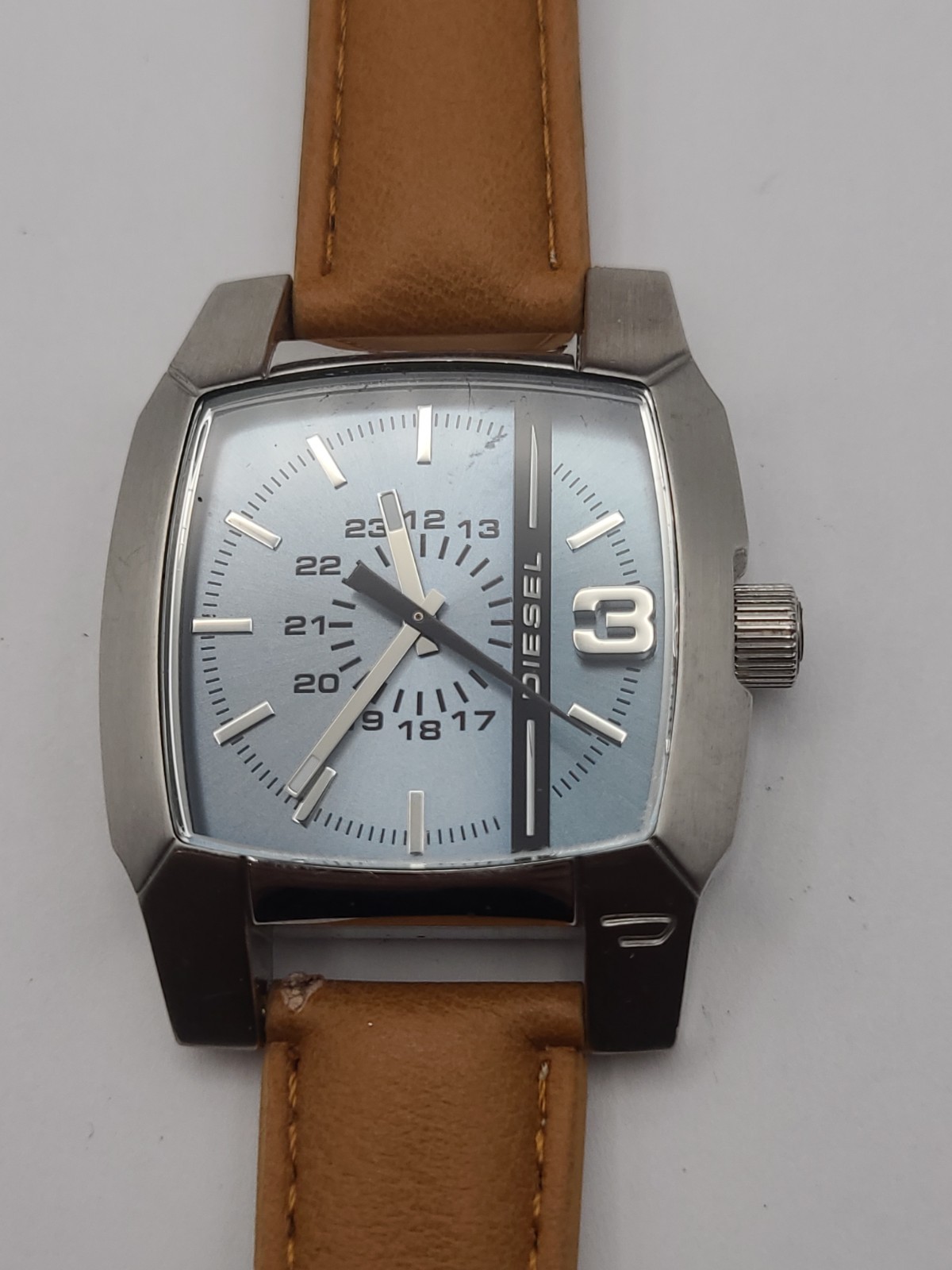 Diesel DZ-1123 Wristwatch Quartz Light Blue Dial Brown Dial New Battery Working