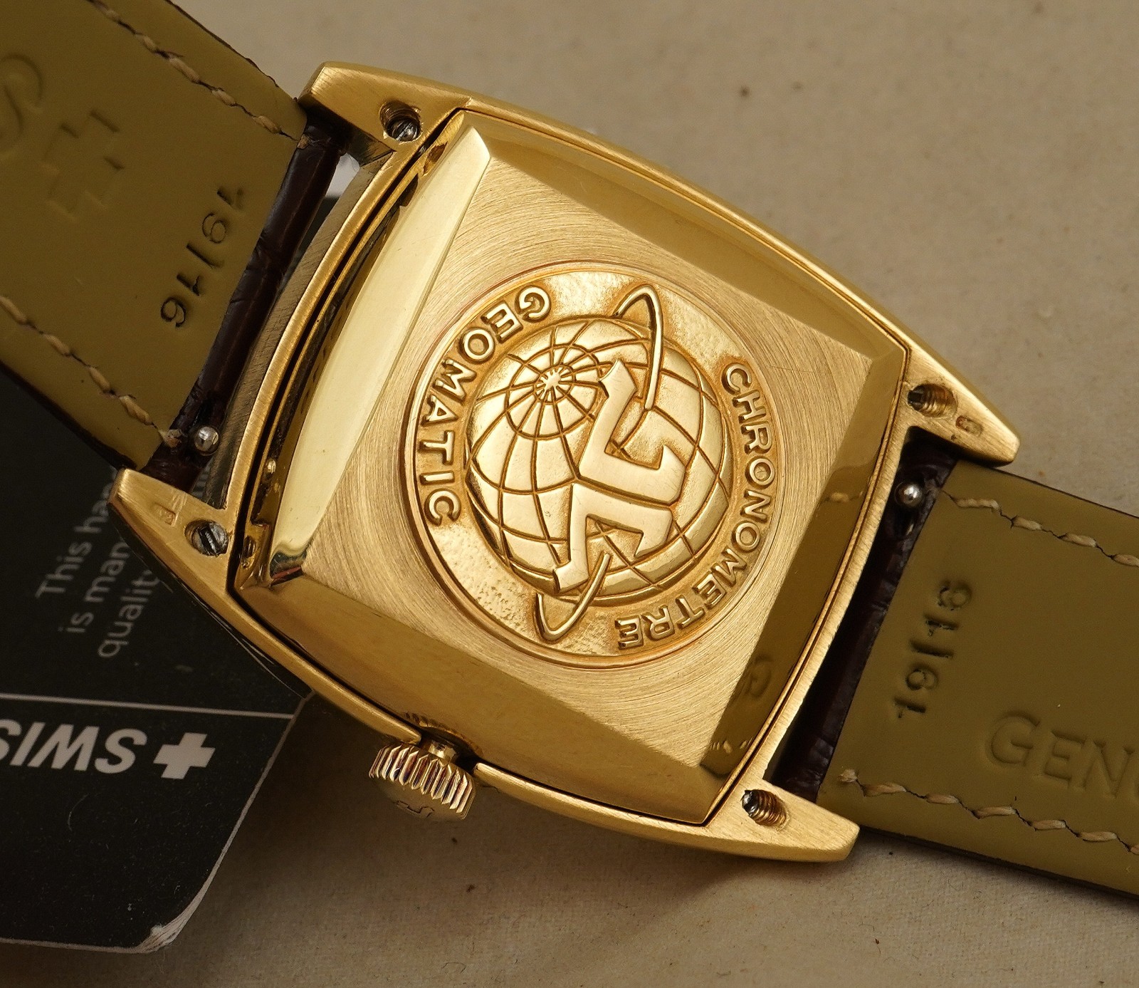 VINTAGE JAEGER-LECOULTRE GEOMATIC TONNEAU E560 18K GOLD ORIGINAL FULL SET 1970’S