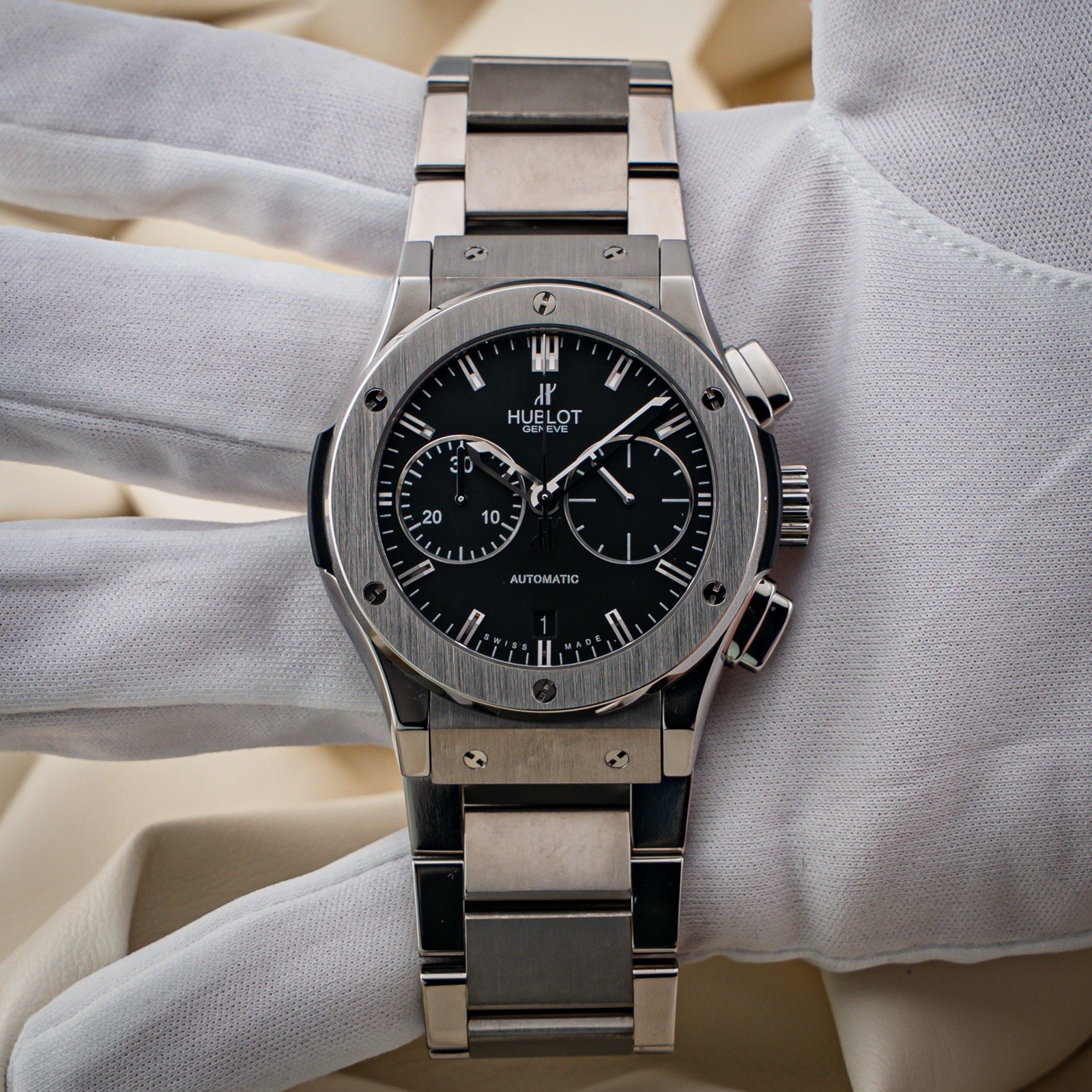 Hublot Classic Fusion Chronograph Bracelet Box & Papers 45mm Excellent Condition