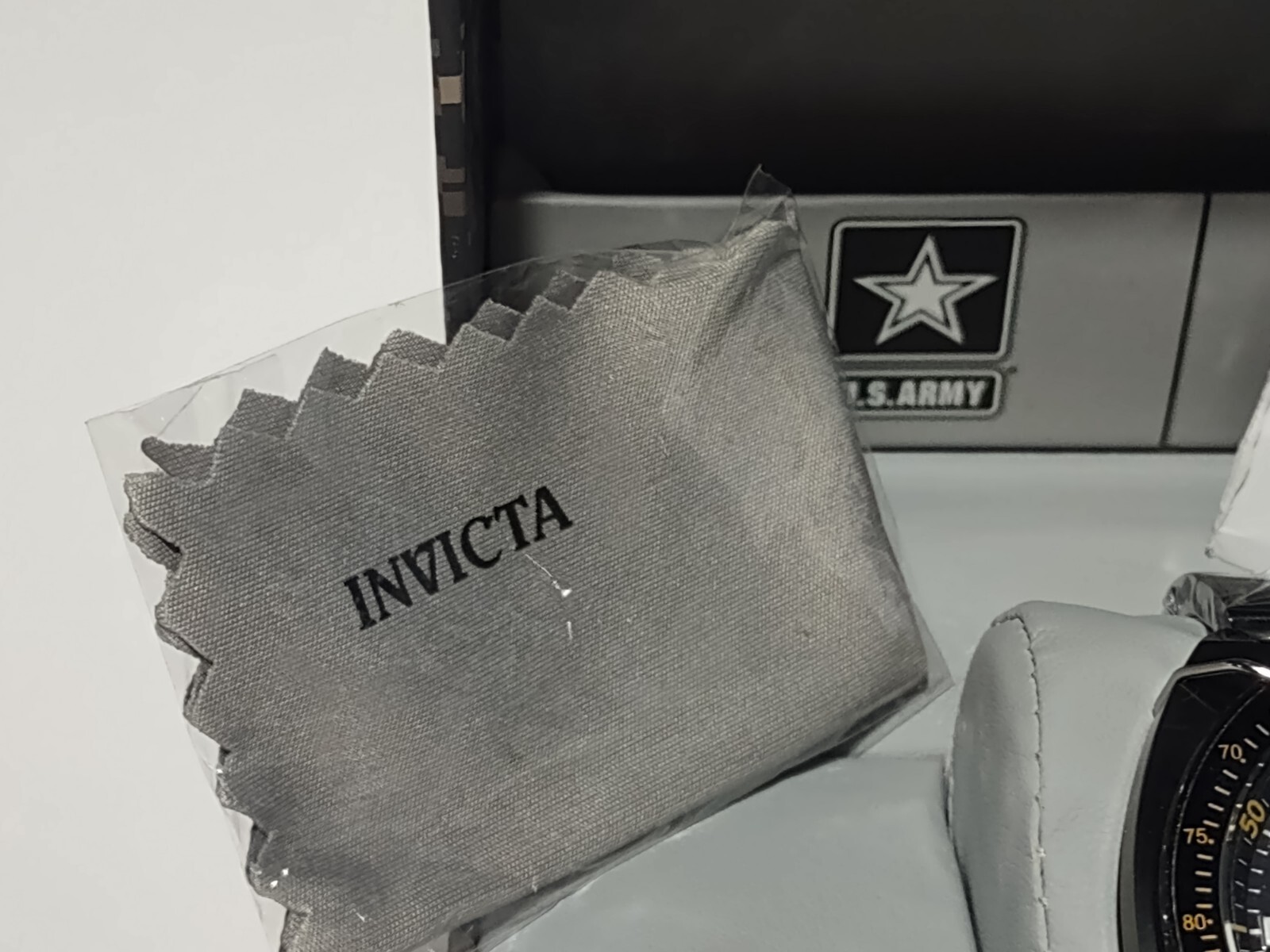 Invicta No. 31847 United States Army Watch, Unused In Original Box w/Papers