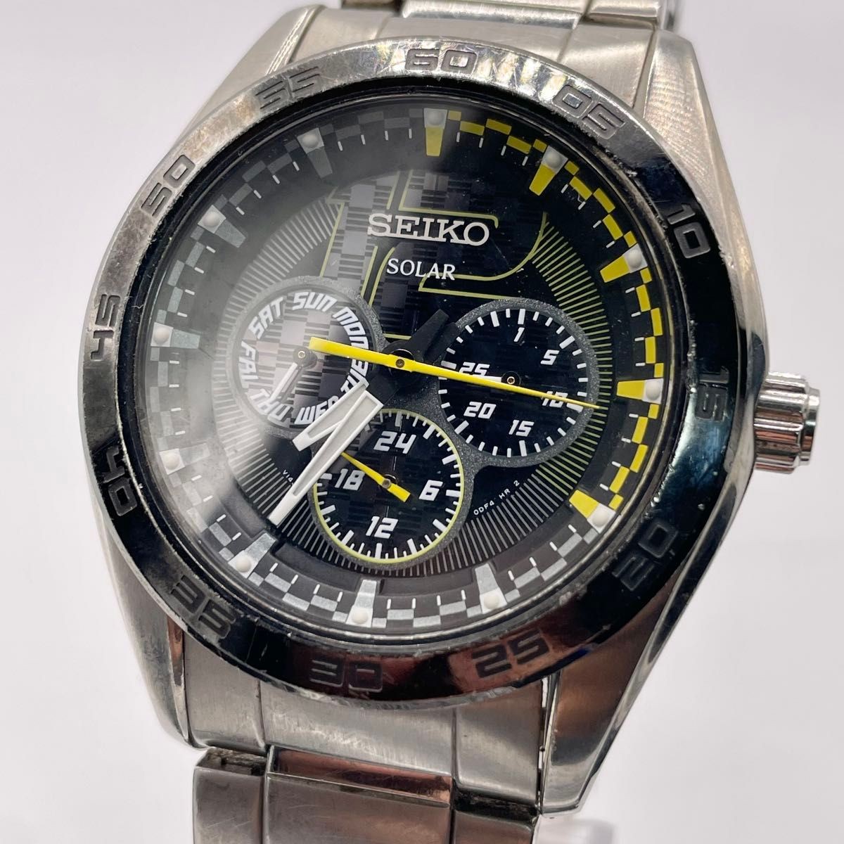Working SEIKO Solar Wristwatch Chronograph Rare Color Yellow Black Model Seiko B
