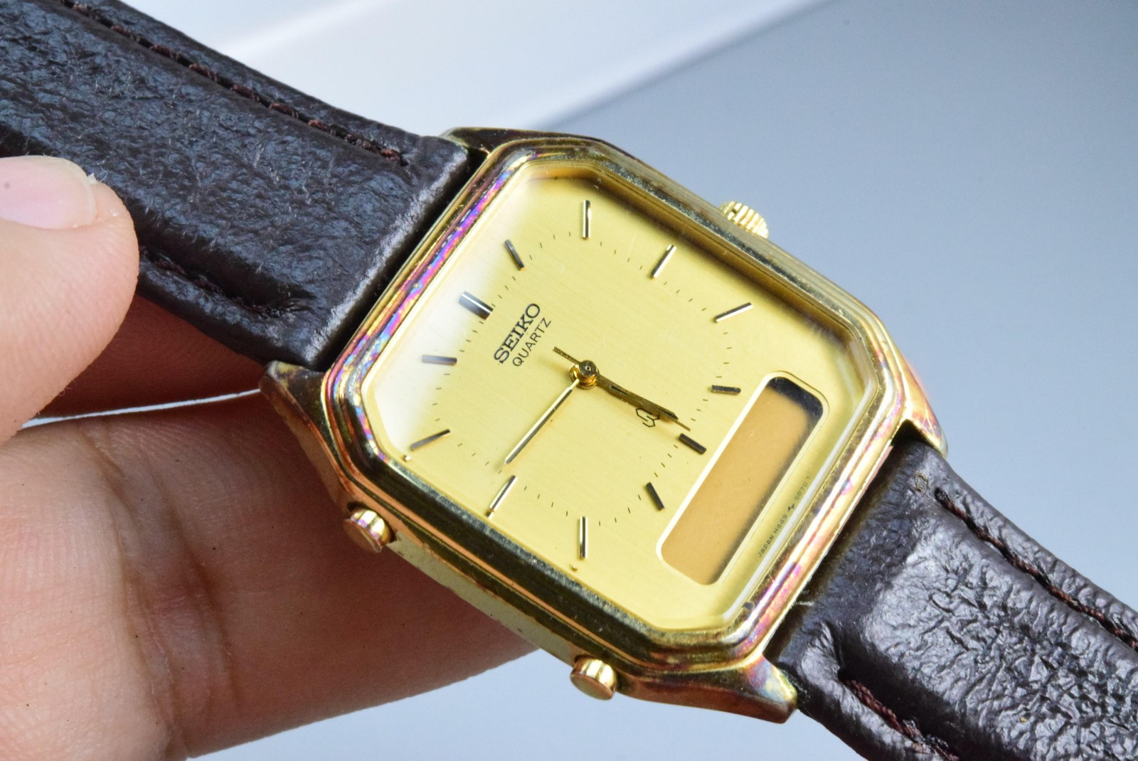 Vintage watch Seiko Gold Plate H449-5070 LCD DIGITAL Men Quartz Octagonal 31mm