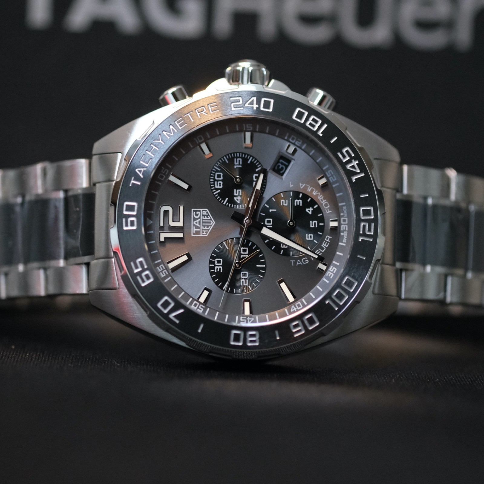Authentic Unworn FULL SET TAG Heuer Formula 1 Quartz Chronograph CAZ1011.BA0843