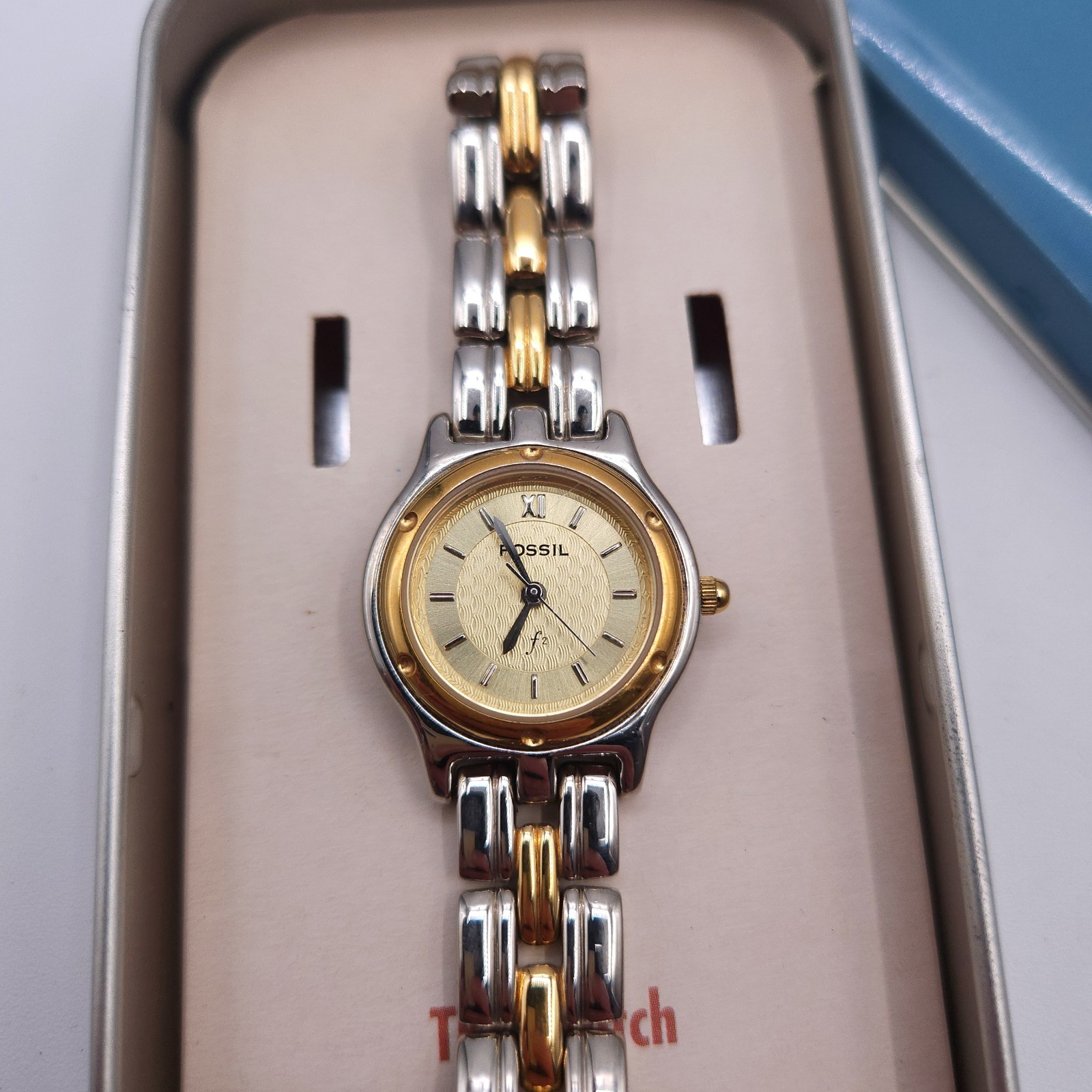 Fossil F2 ES-8775 Water Resistant Quartz Analog Ladies Watch IN OG TIN Sz. 9.5″