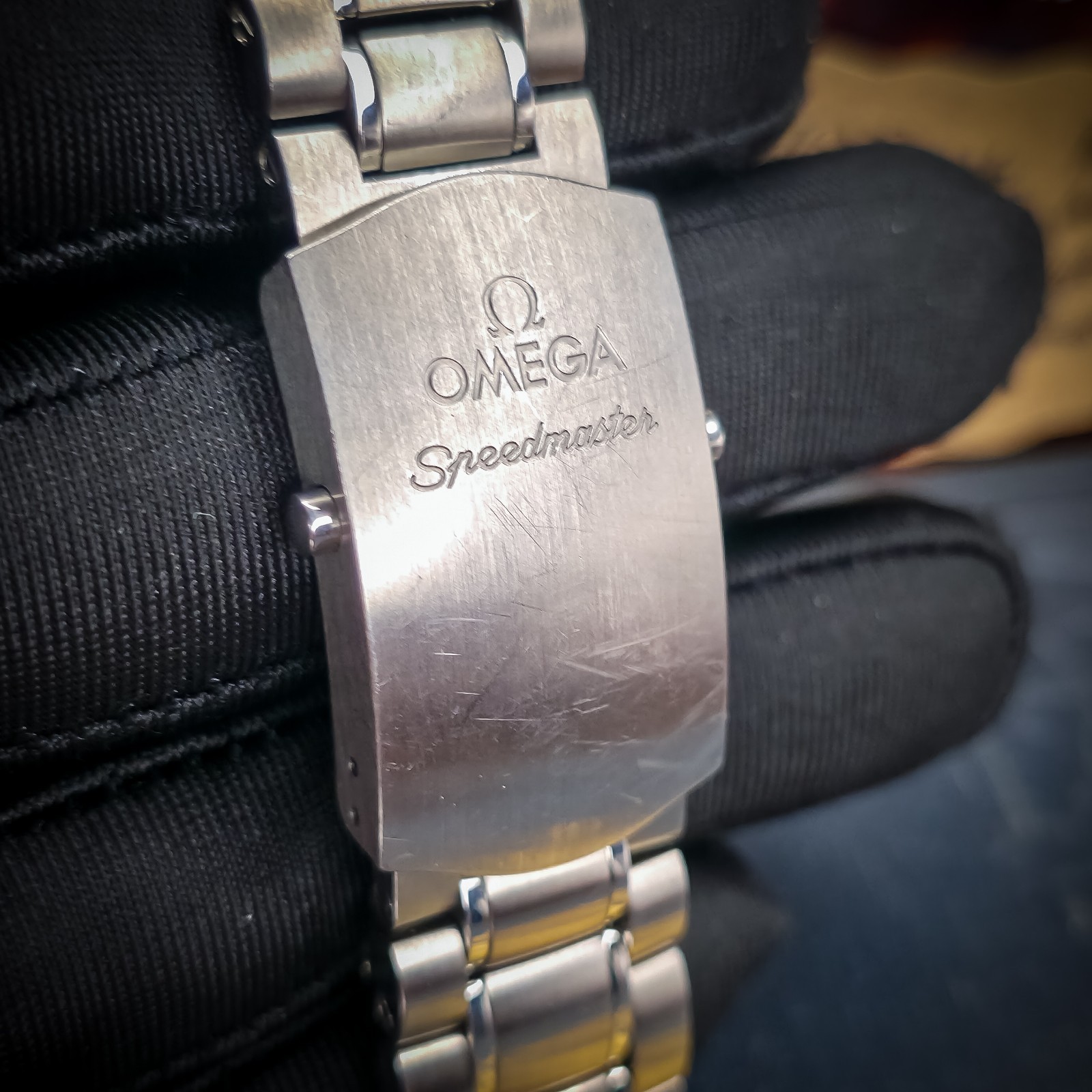 Omega Speedmaster Racing 40mm Silver Chronograph, Full Set, 326.30.40.50.02.001